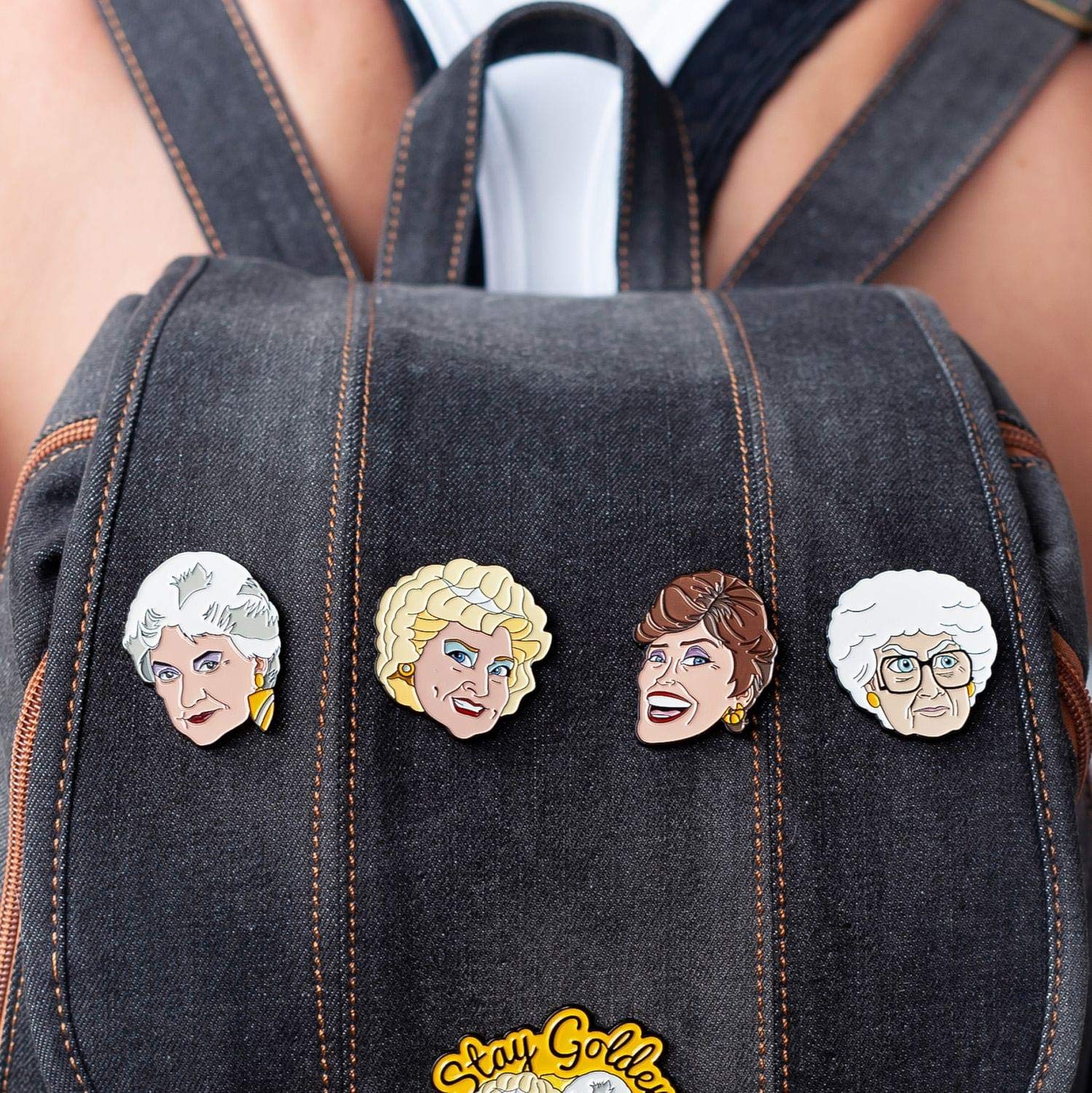 Foto 5 pulgar | Juego De Alfileres Esmaltados Para Coleccionistas Golden Girls  4 Piezas  Just Funky - Venta Internacional.