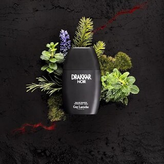 Foto 4 | Perfume Guy Laroche Drakkar Noir Edt En Aerosol, 100 Ml, Para Hombre - Venta Internacional.