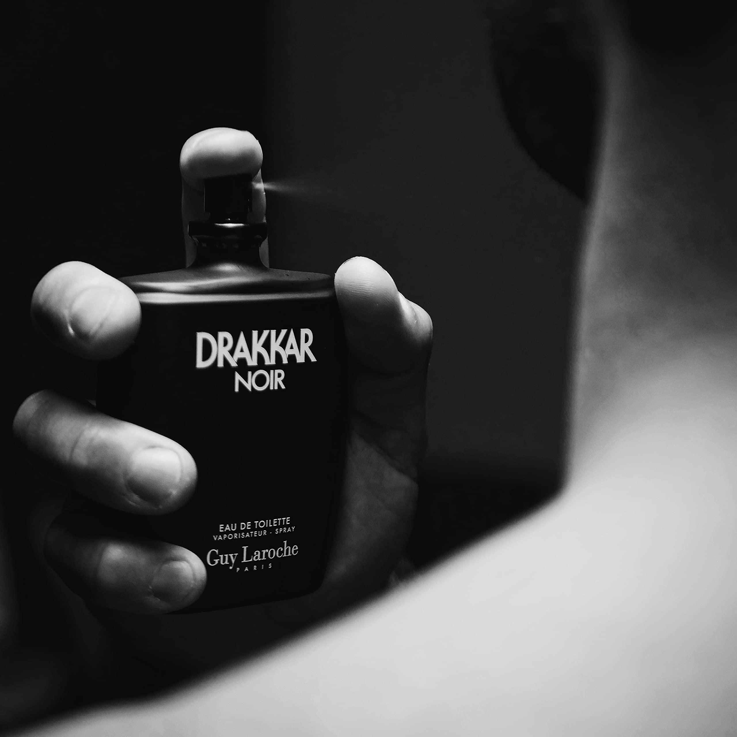 Foto 7 pulgar | Perfume Guy Laroche Drakkar Noir Eau De Toilette Para Hombre, 30 Ml - Venta Internacional.