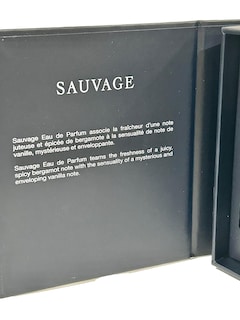 Foto 4 | Set De Perfume Y Gel De Ducha Dior Sauvage Para Hombre, Talla De Viaje - Venta Internacional.