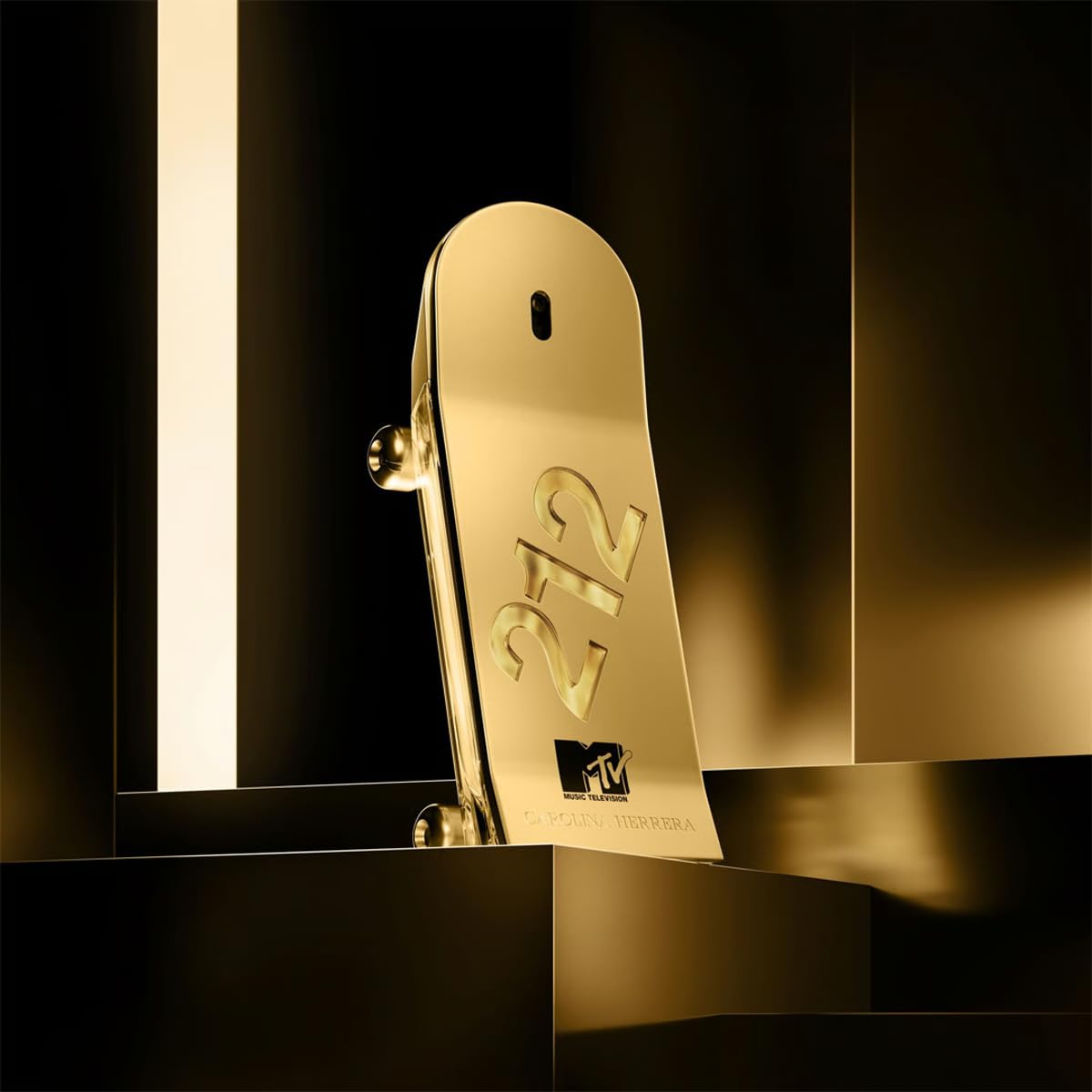 Foto 4 pulgar | Perfume Carolina Herrera 212 Heroes Mtv Edt 90ml Para Hombre - Venta Internacional.