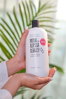 Foto 6 | Loción para Manos y Cuerpo Alyssa Ashley Musk 750 ml -Venta Internacional