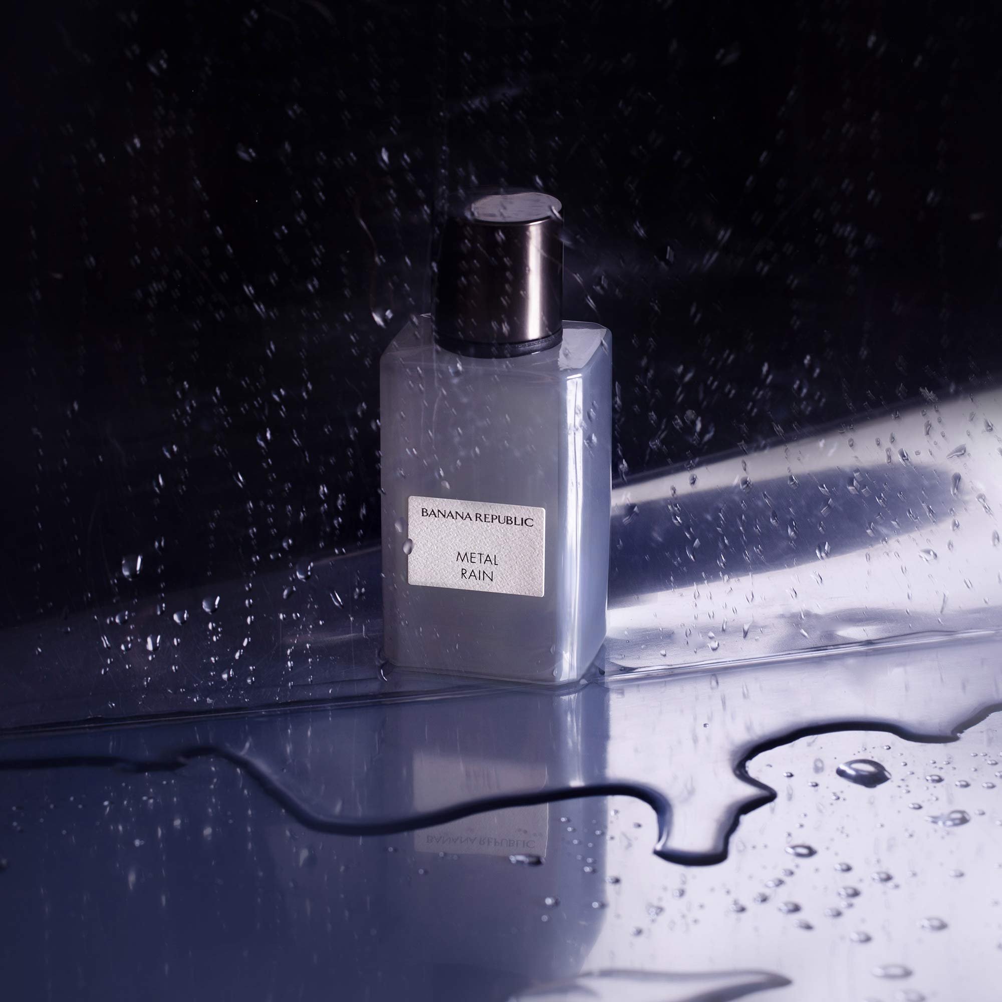 Foto 4 pulgar | Perfume Banana Republic Icon Collection Metal Rain Edp 73 Ml - Venta Internacional.