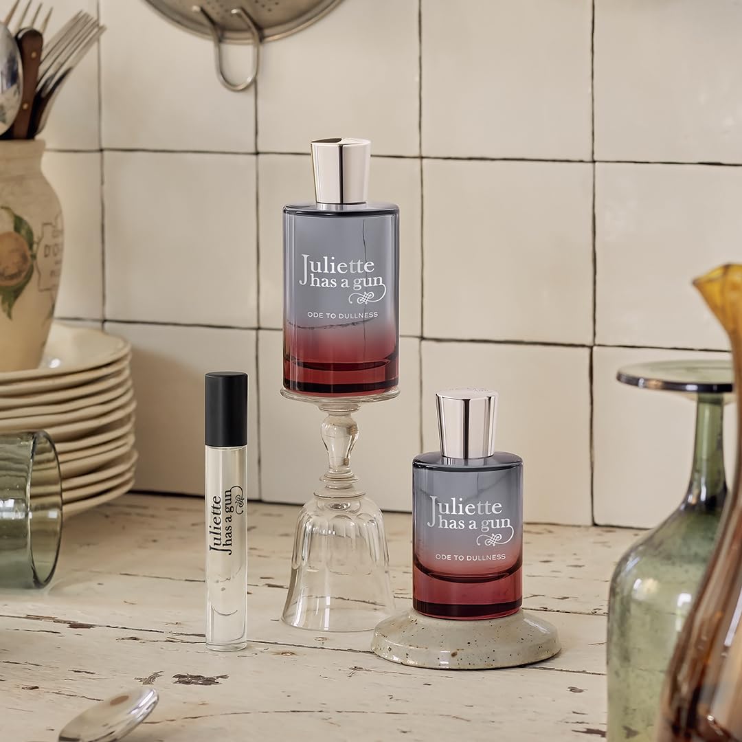 Foto 4 pulgar | Perfume Juliette Has A Gun Ode To Dullness Eau De Parfum, 50 Ml - Venta Internacional.