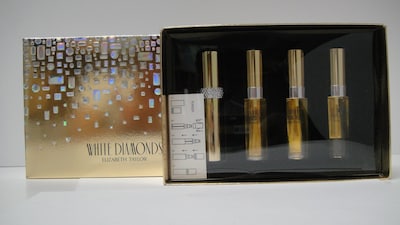 Foto 7 | Perfume Elizabeth Taylor White Diamond Edt 10 Ml (3 X 10 Ml) - Venta Internacional.