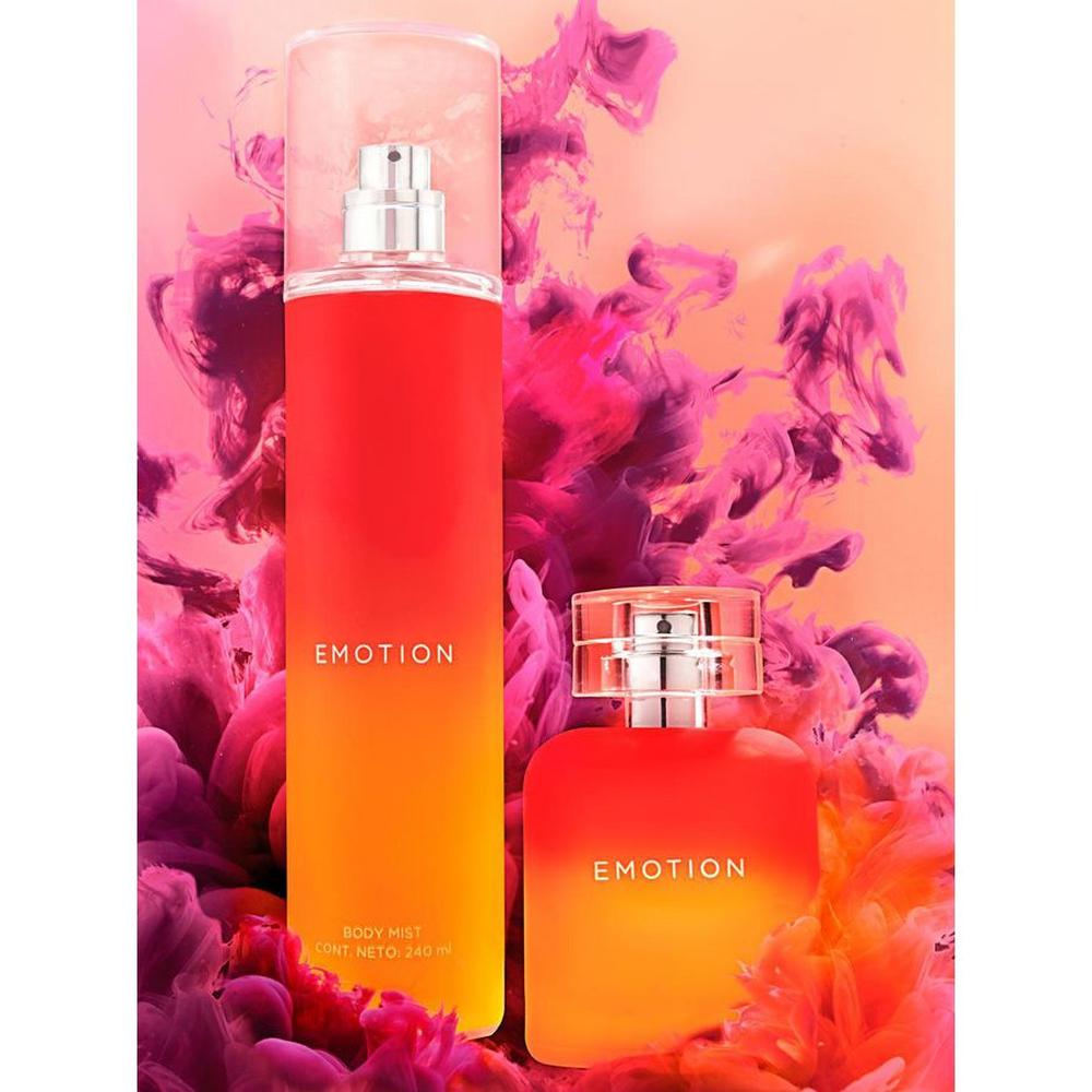 Foto 4 pulgar | Body Mist Emotion Ilusión 28039