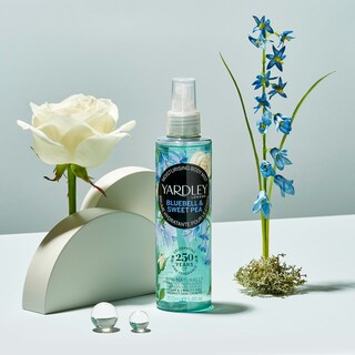 Foto 2 | Fragancia En Aerosol Yardley Of London Bluebell & Sweetpea, 200 Ml - Venta Internacional.