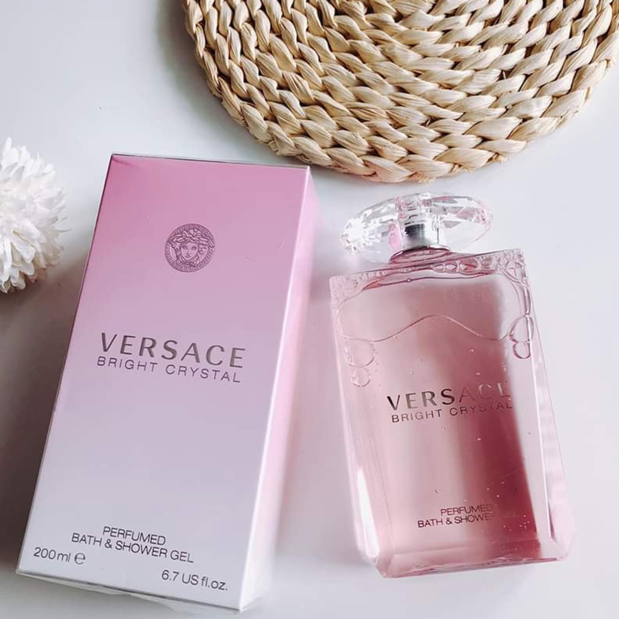 Foto 3 pulgar | Gel Perfumado De Baño Y Ducha Versace Bright Crystal 200 Ml Para Mujer - Venta Internacional.