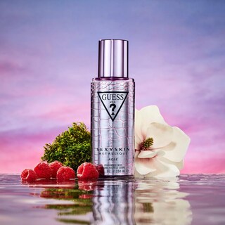Foto 2 | Fragrance Mist Guess Sexy Skin Metallique Rosé 250 Ml Para Mujer - Venta Internacional.