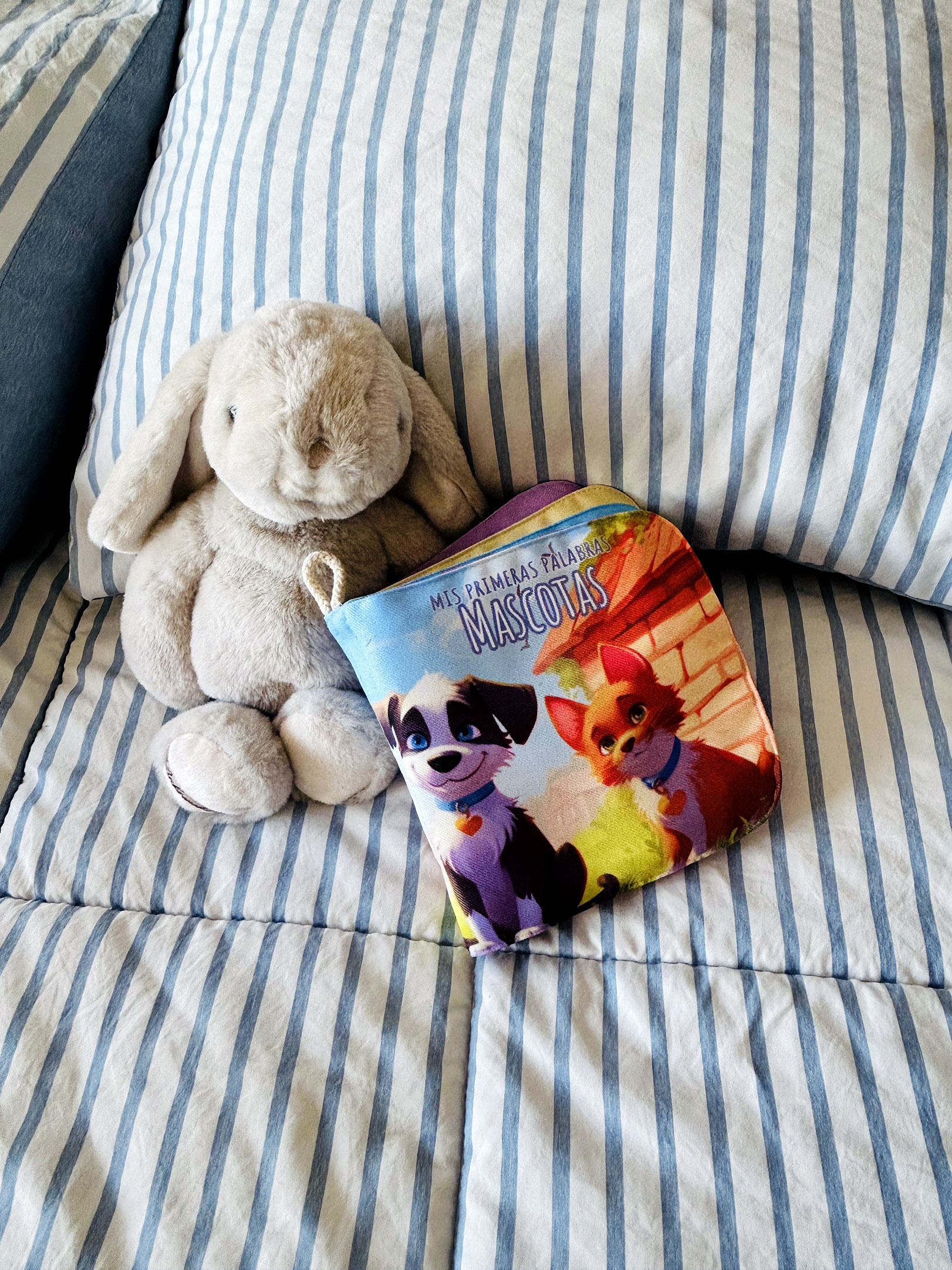 Foto 2 | Libro De Tela Para Bebés Luulu- Mis Primeras Palabras-mascotas -juguete Educativo Para Recién Nacidos.