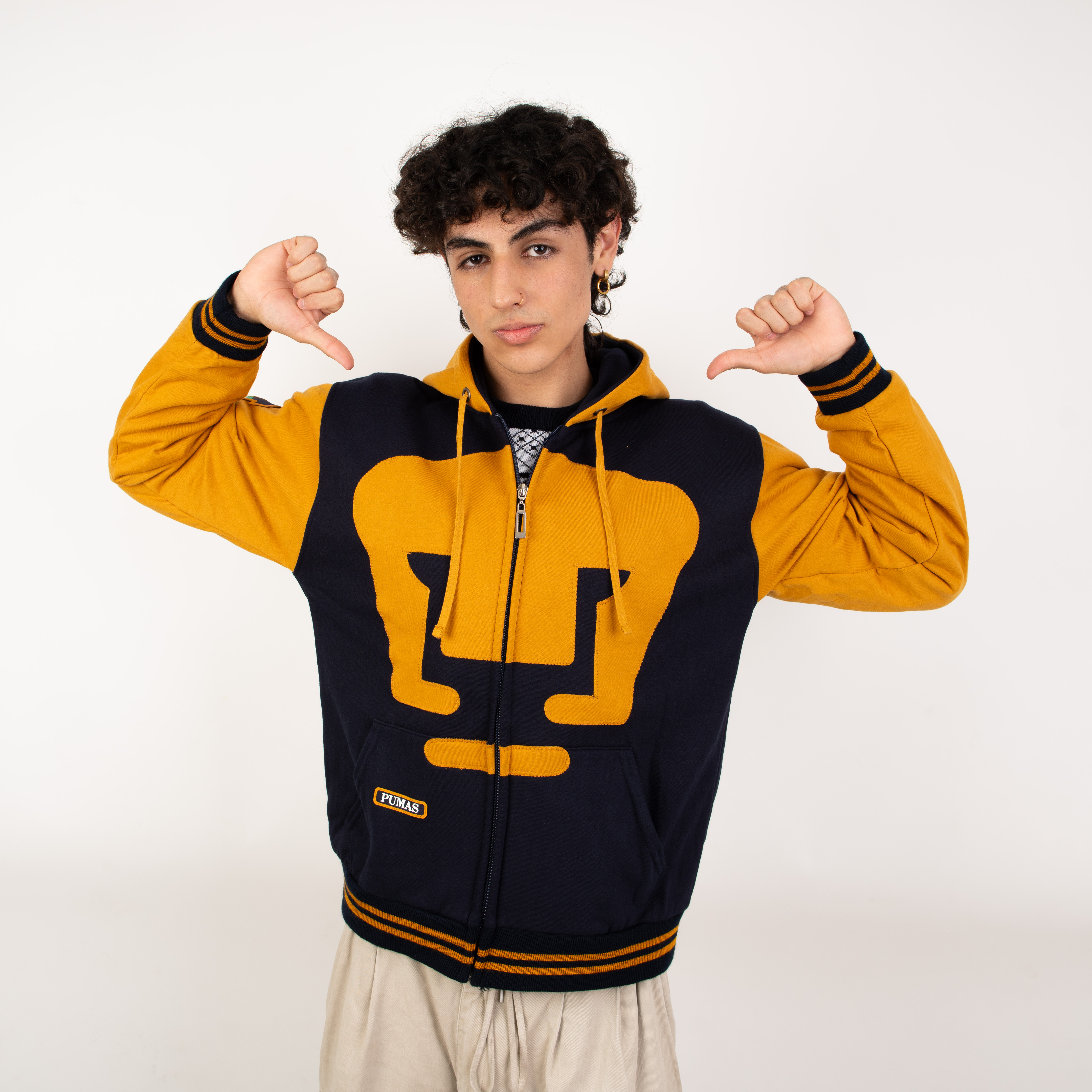 Foto 3 pulgar | Sudadera Clásica Unam Retro 1954 – Oro Y Azul Marino Con Cierre Garra Azul