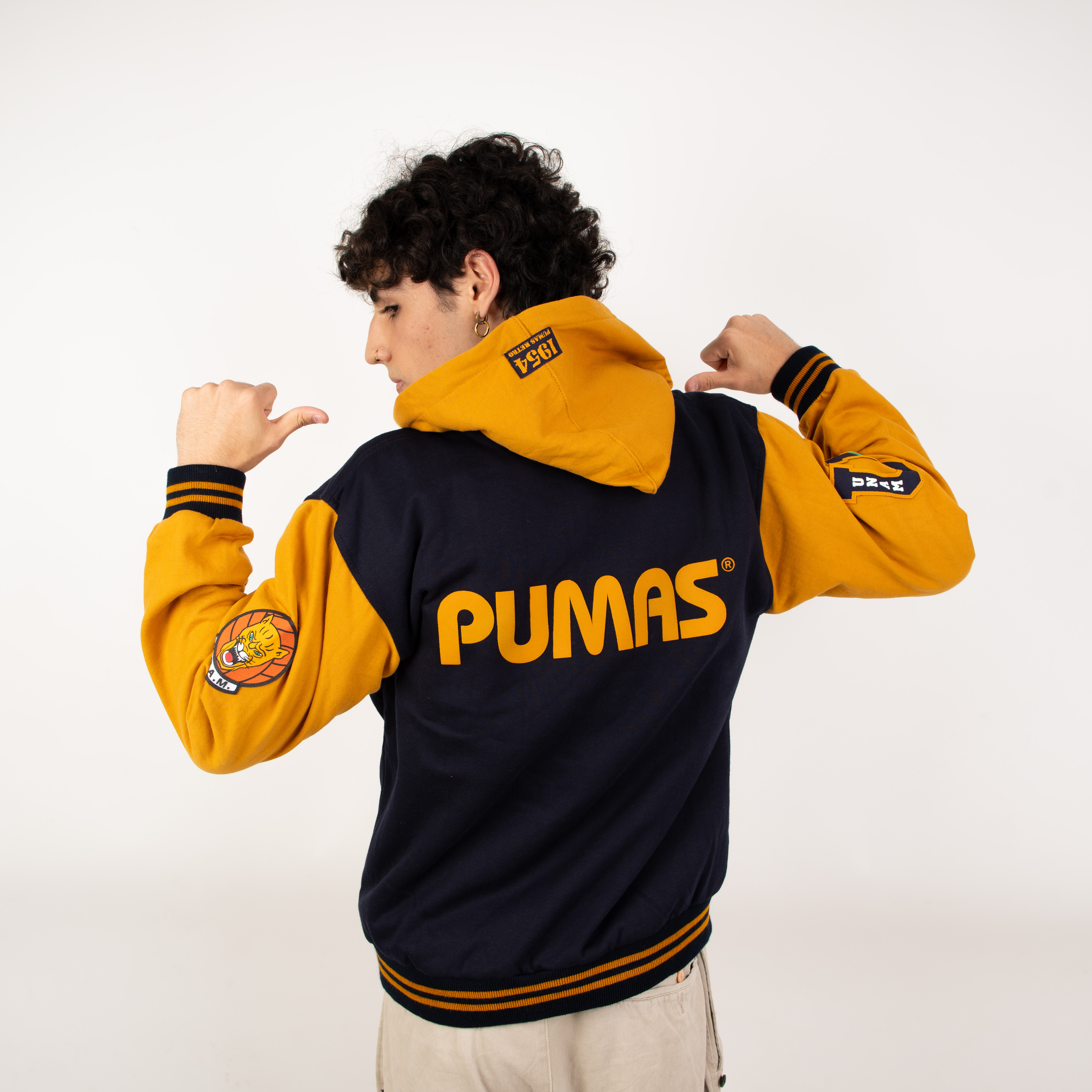 Foto 4 pulgar | Sudadera Clásica Unam Retro 1954 – Oro Y Azul Marino Con Cierre Garra Azul