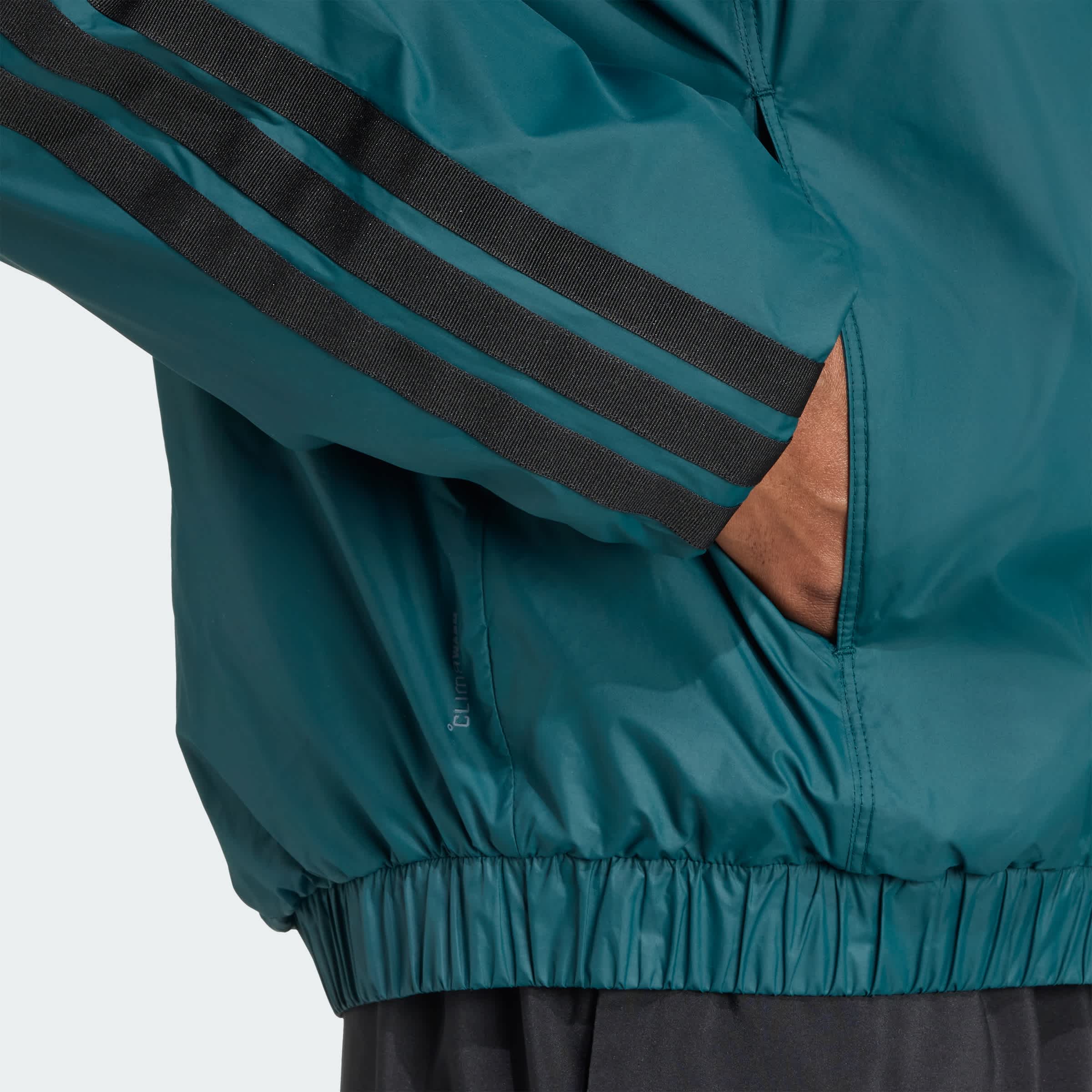 Foto 8 pulgar | Chamarras Bómber Aislantes Essentials Con Climawarm Y Las 3 franjas Adidas Verde Hombre