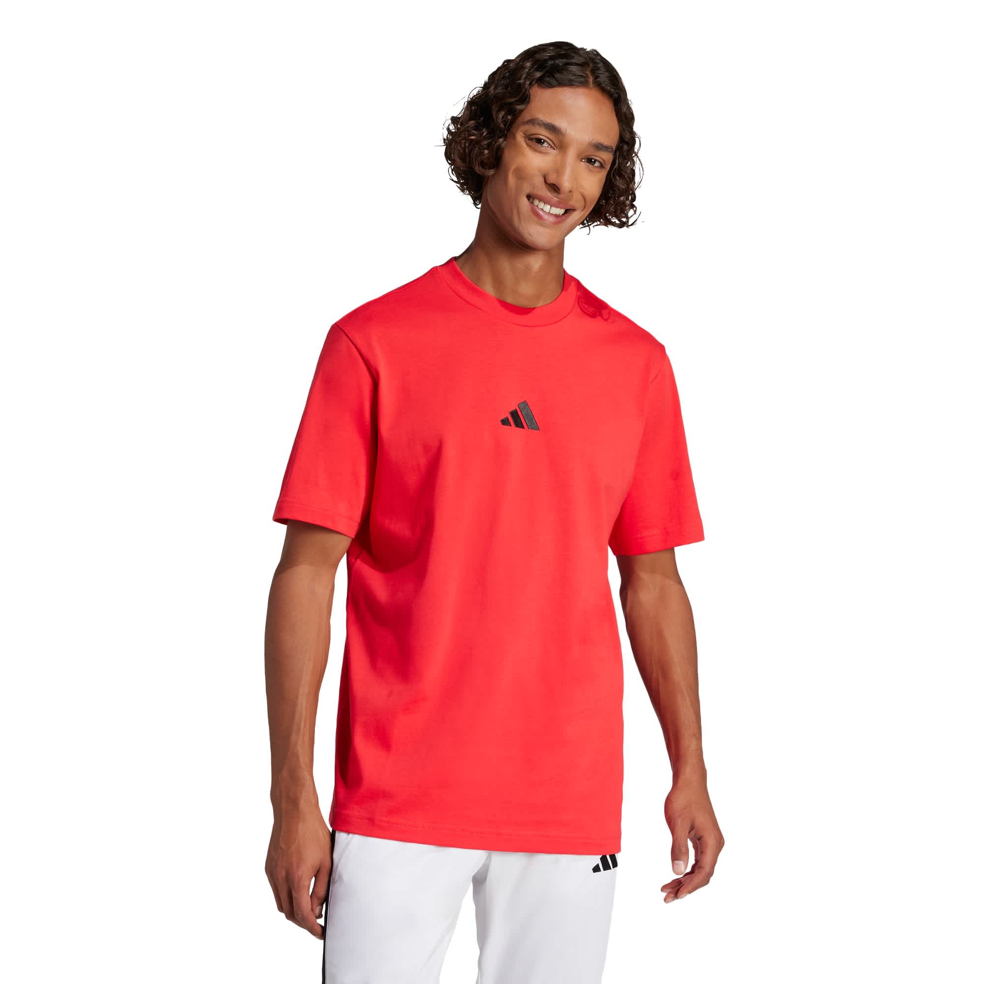 Foto 2 | Playera Essentials Logo Pequeño Tejido Jersey Adidas Rojo Hombre