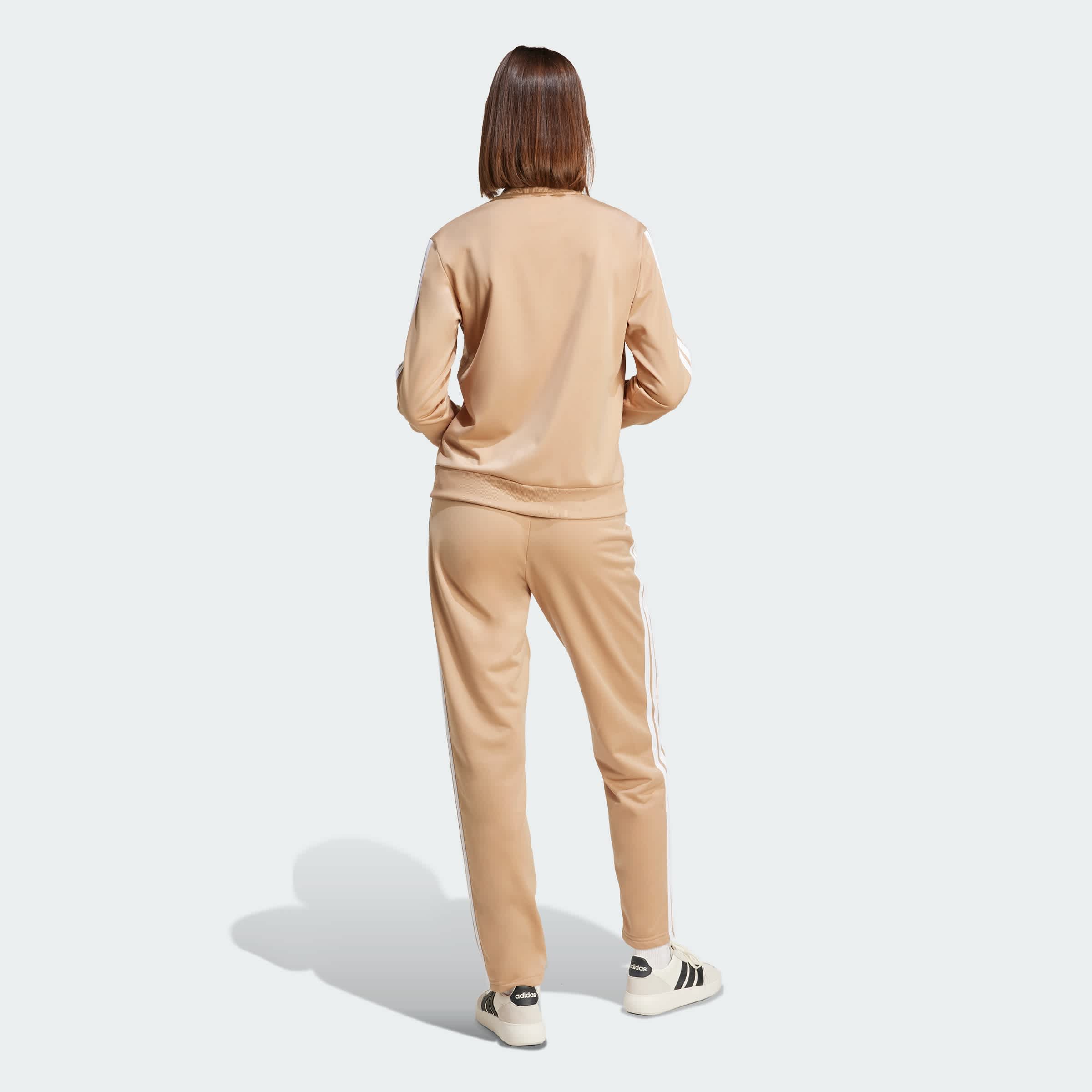Foto 5 pulgar | Conjunto Deportivo Essentials 3 Rayas Adidas Café Mujer