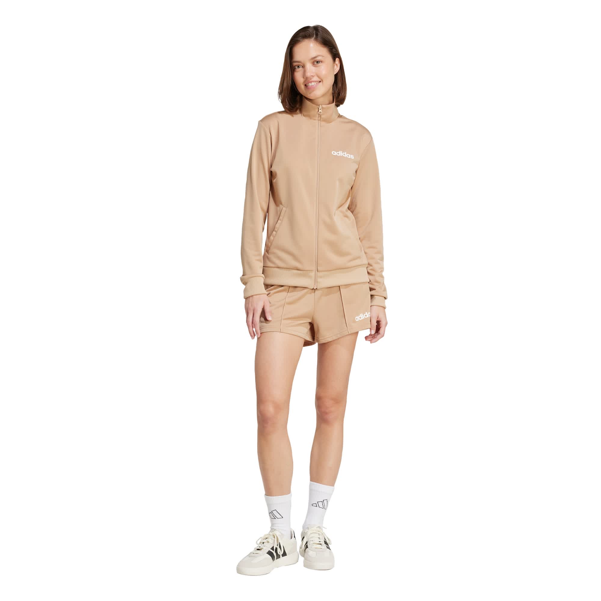 Foto 2 | Conjunto Essentials Linear Shorts Adidas Café Mujer
