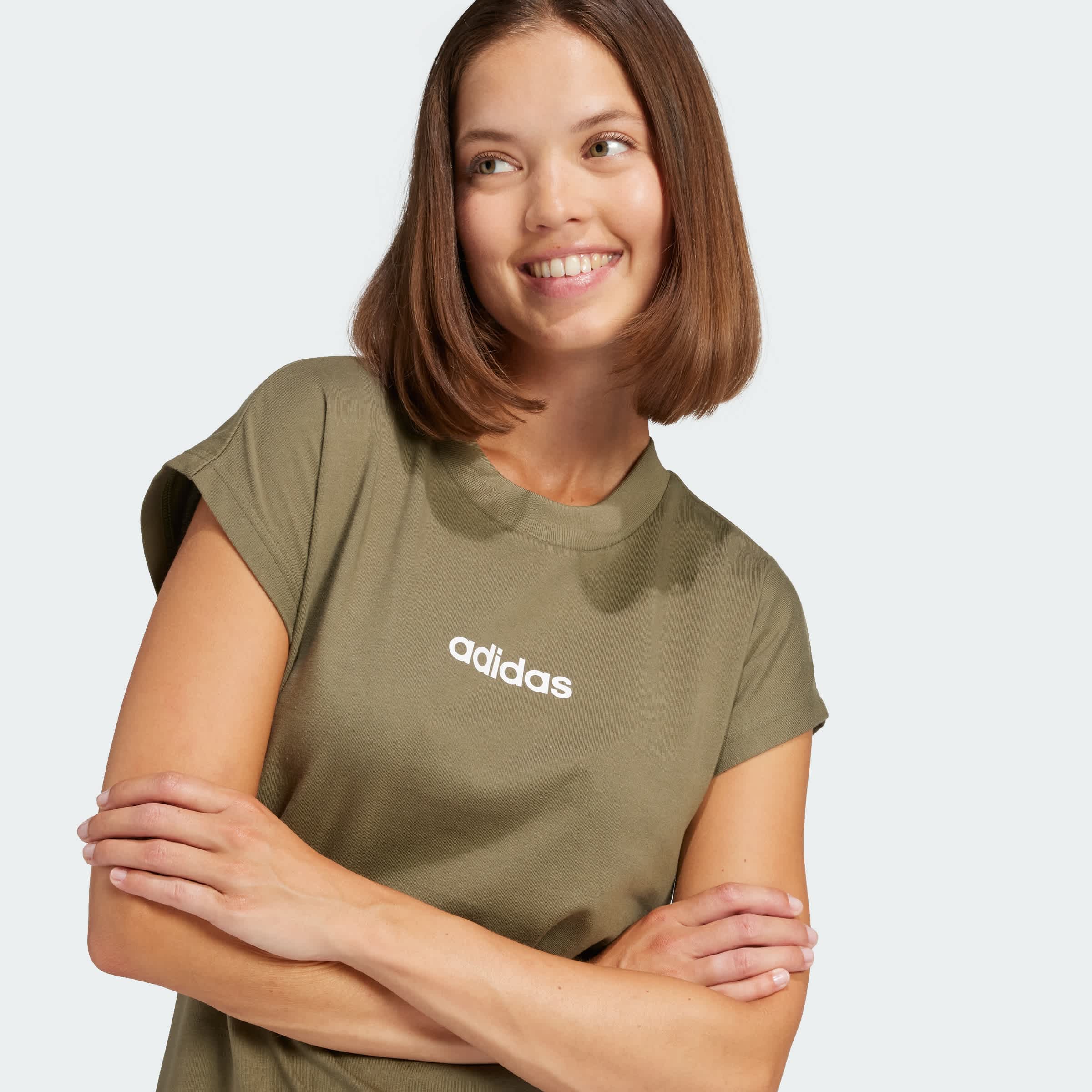 Foto 6 | Playera Essentials Linear Algodón Adidas Verde Mujer