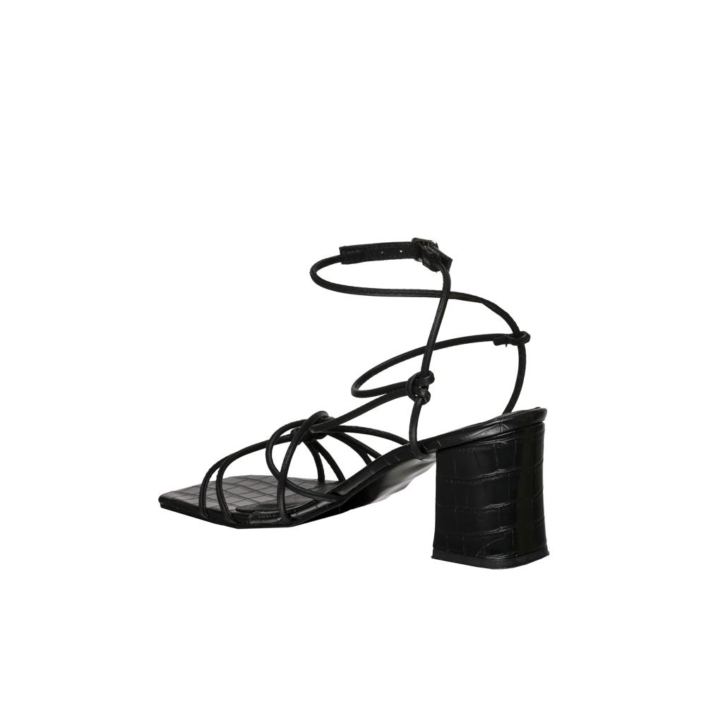 Foto 5 pulgar | Sandalia Kipon Mujer Tacon Chic Negro