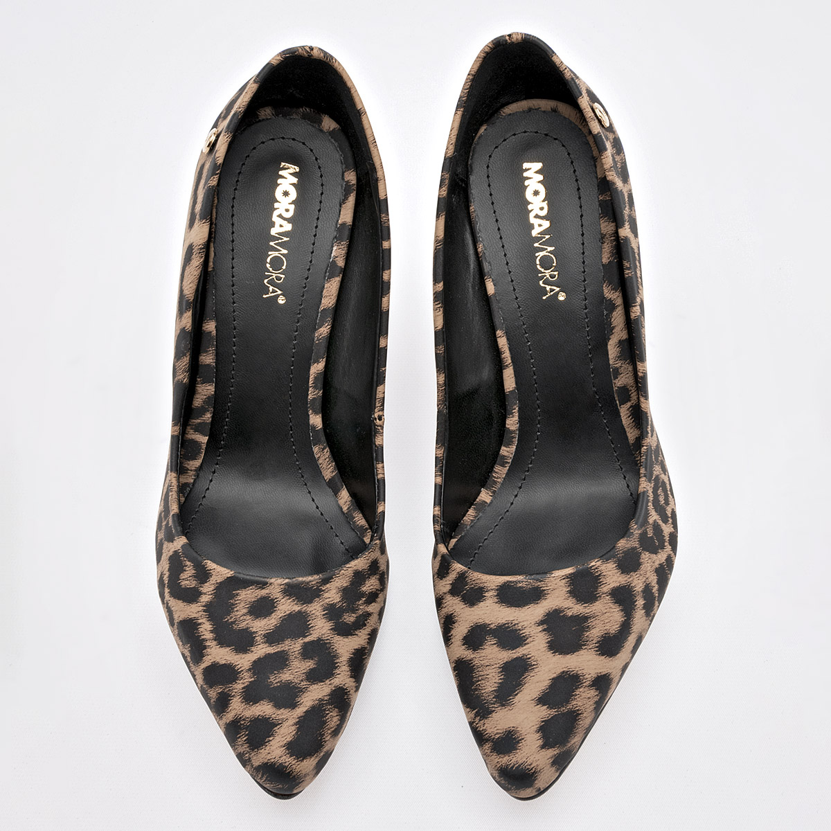 Foto 4 pulgar | Moramora Zapatilla Para Mujer Beige Negro