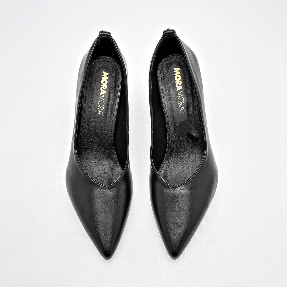 Foto 4 pulgar | Moramora Zapatilla Para Mujer Negro