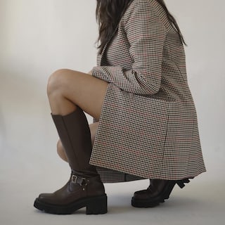 Foto 2 | Bota Alta Hebillas Tacón Casual 6cm Para Mujer Walki Mariam Cafe