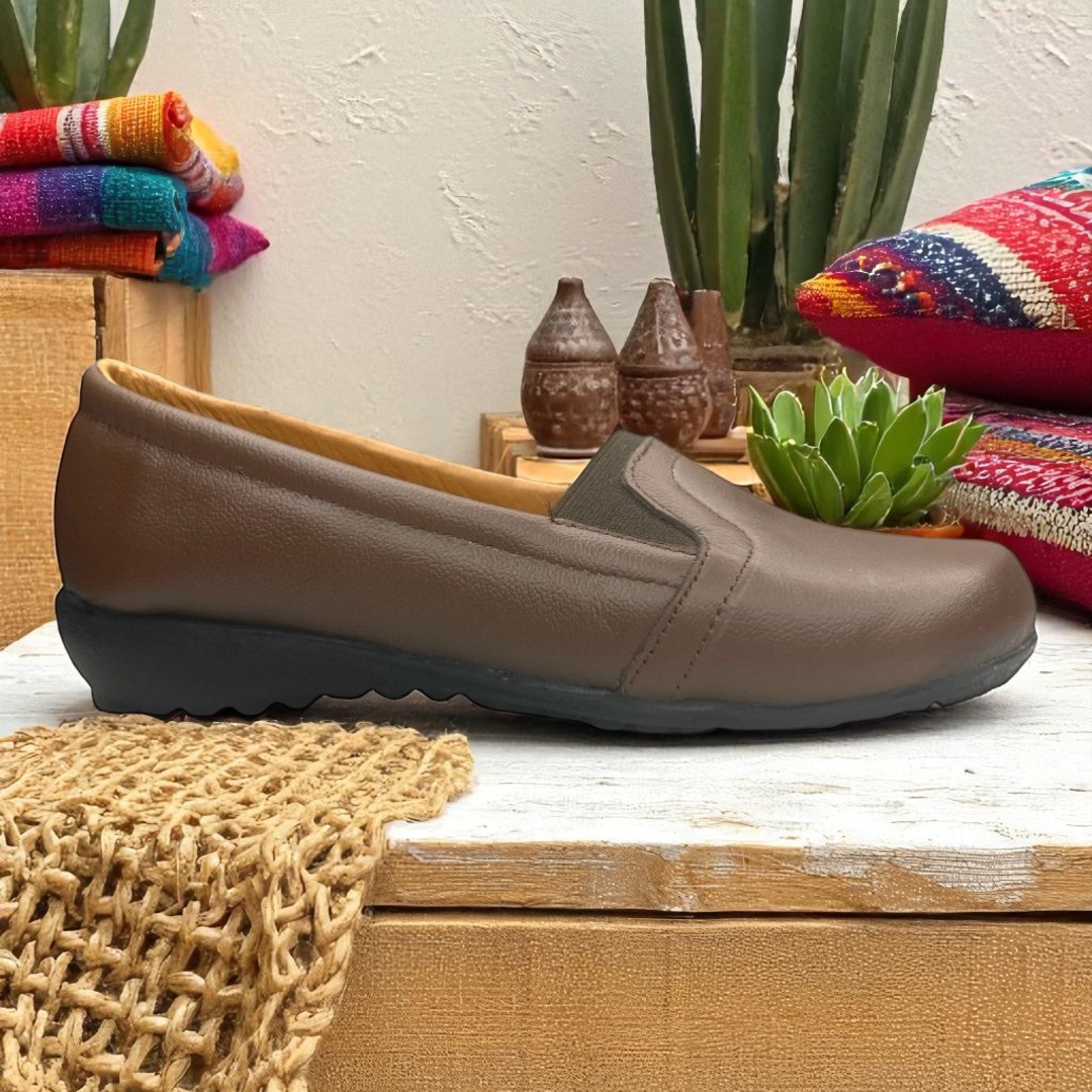 Foto 8 pulgar | Zapatos Las Cuatas Zapaterías Café para Mujer