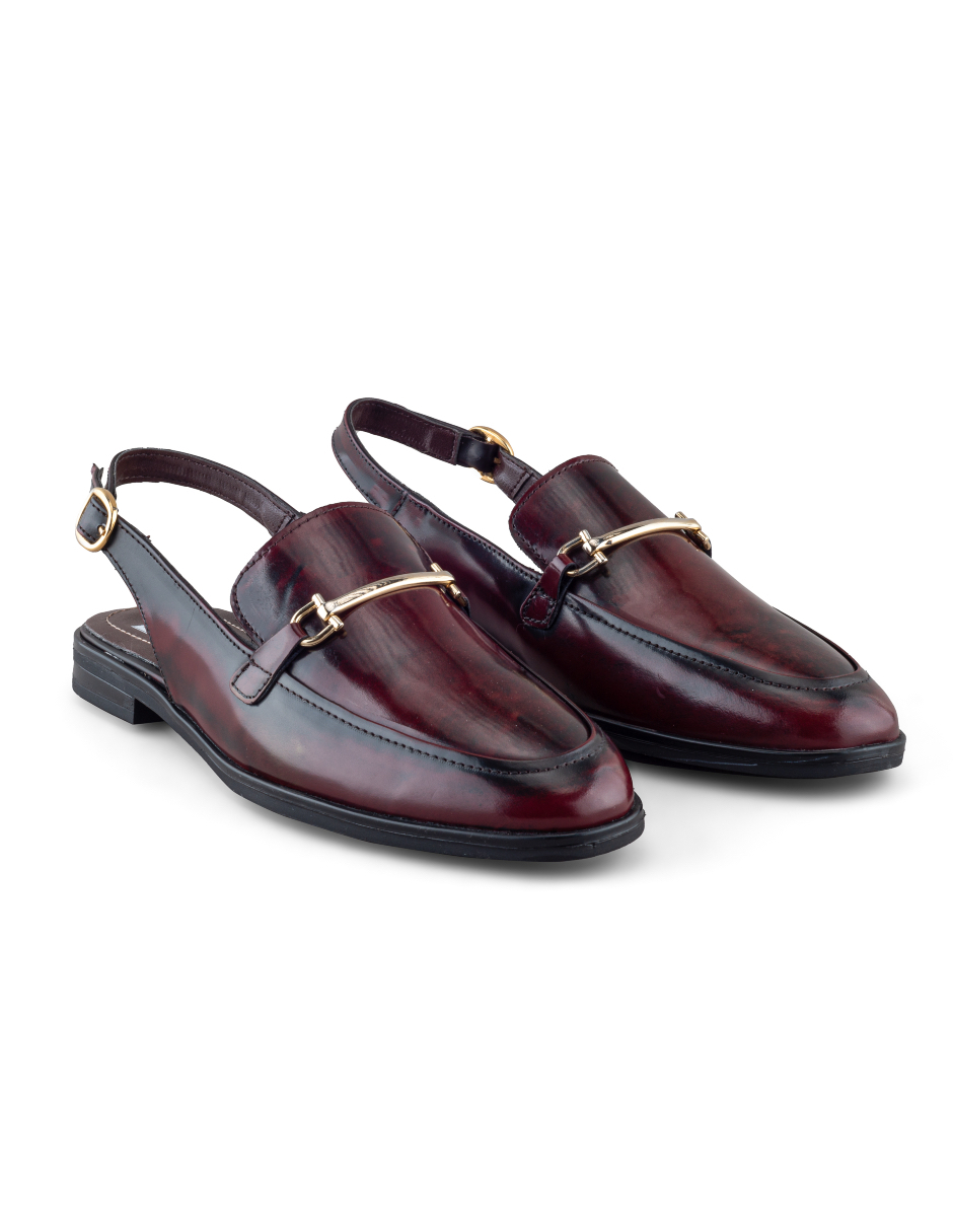 Foto 7 pulgar | Mocasín Mule Vino Para Mujer Con Hebilla Y Tacón Bajo