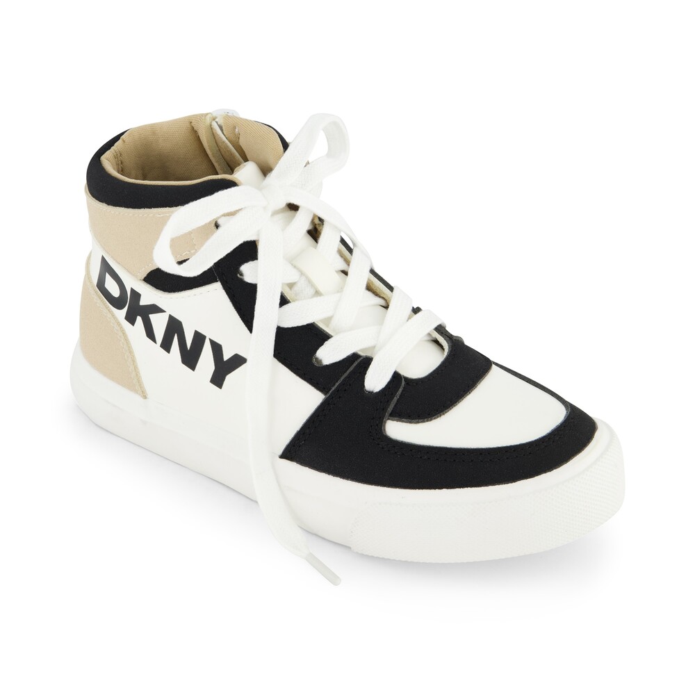Foto 2 pulgar | Tenis Dkny Andee Alice Para Mujer  Tipo Botín Color Blanco Con Negro Y Detalles Crema