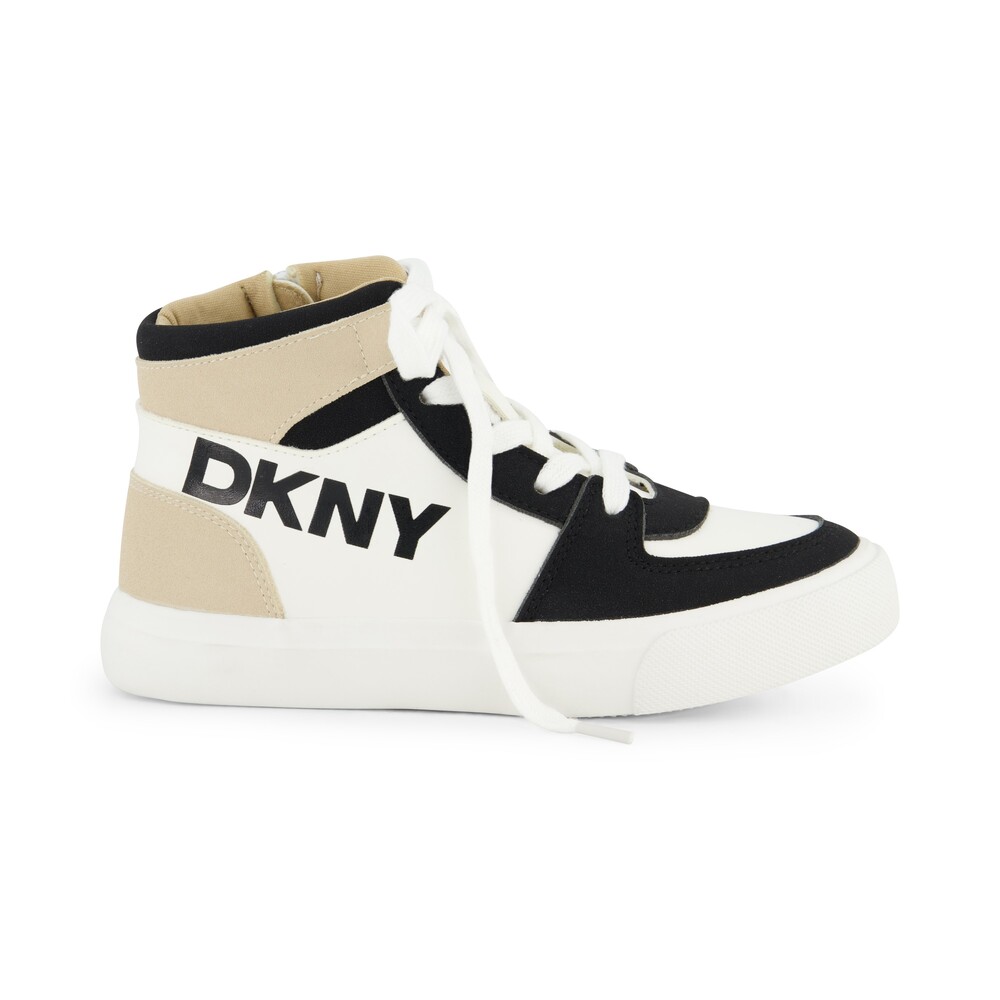 Foto 5 pulgar | Tenis Dkny Andee Alice Para Mujer  Tipo Botín Color Blanco Con Negro Y Detalles Crema