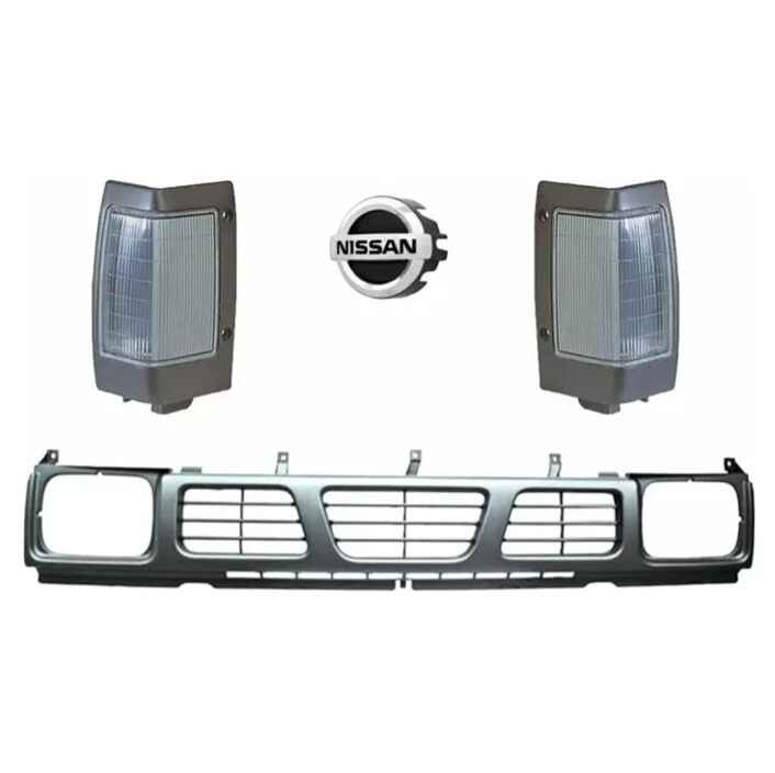 Parrilla Nissan D21 Gris Con Cuartos Y Emblema 94 - 07