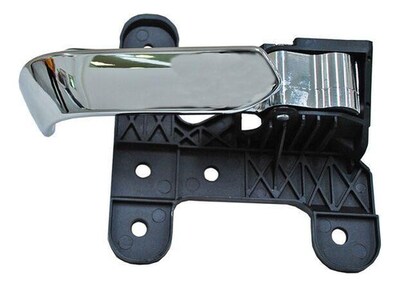Foto 1 | Manija Interior Izquierda Nissan Armada 2004 2005 2006 2007 2008 2009 2010 2011 2012 2013 2014 2015