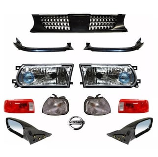 Foto 1 | Faros Tsuru 3 01 - 17 Con Cuartos Parrilla Calavera Y Espejo