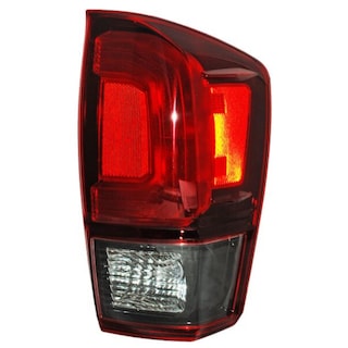 Foto 1 | Calavera Derecha Mazda 3 4 Puertas 2014 2015 2016 2017 2018