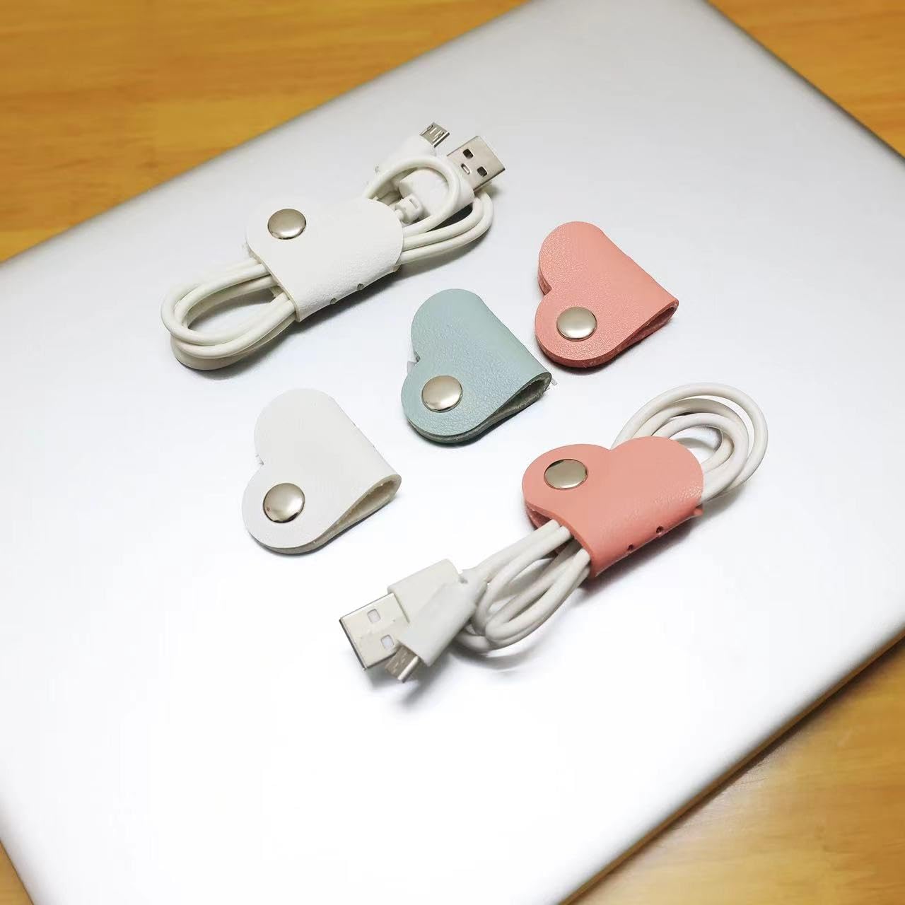 Foto 7 | Organizador De Cables Con Forma De Corazón, Piel Sintética, 3 Unidades, Color Matcha - Venta Internacional.