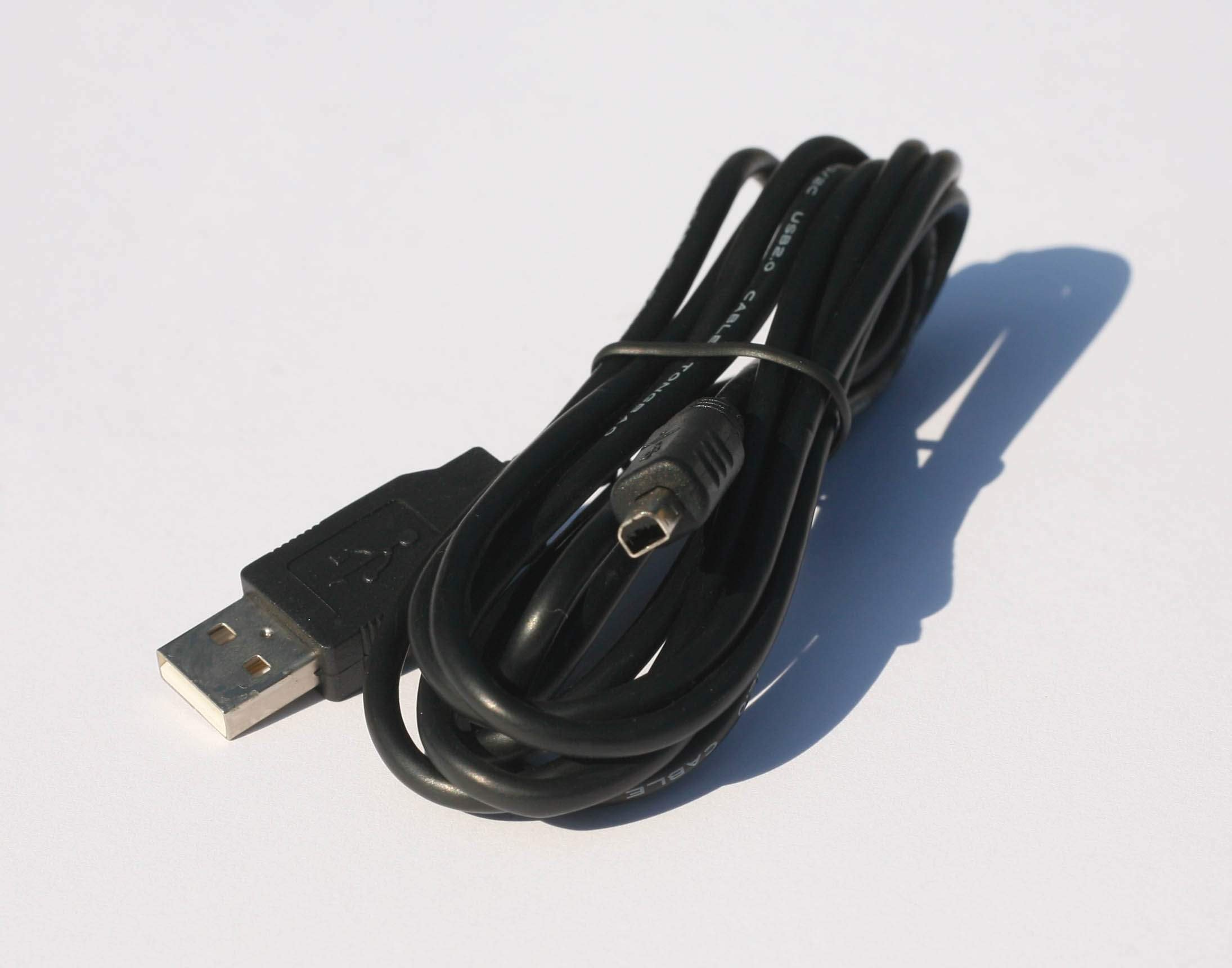 Foto 1 | Cable Usb Kodak 8539249 Para Transferencia De Datos De Cámaras Digitales - Venta Internacional.