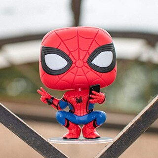 Foto 4 | Figura de Acción Funko Pop! Marvel Spider-Man Lejos de Casa - Venta Internacional