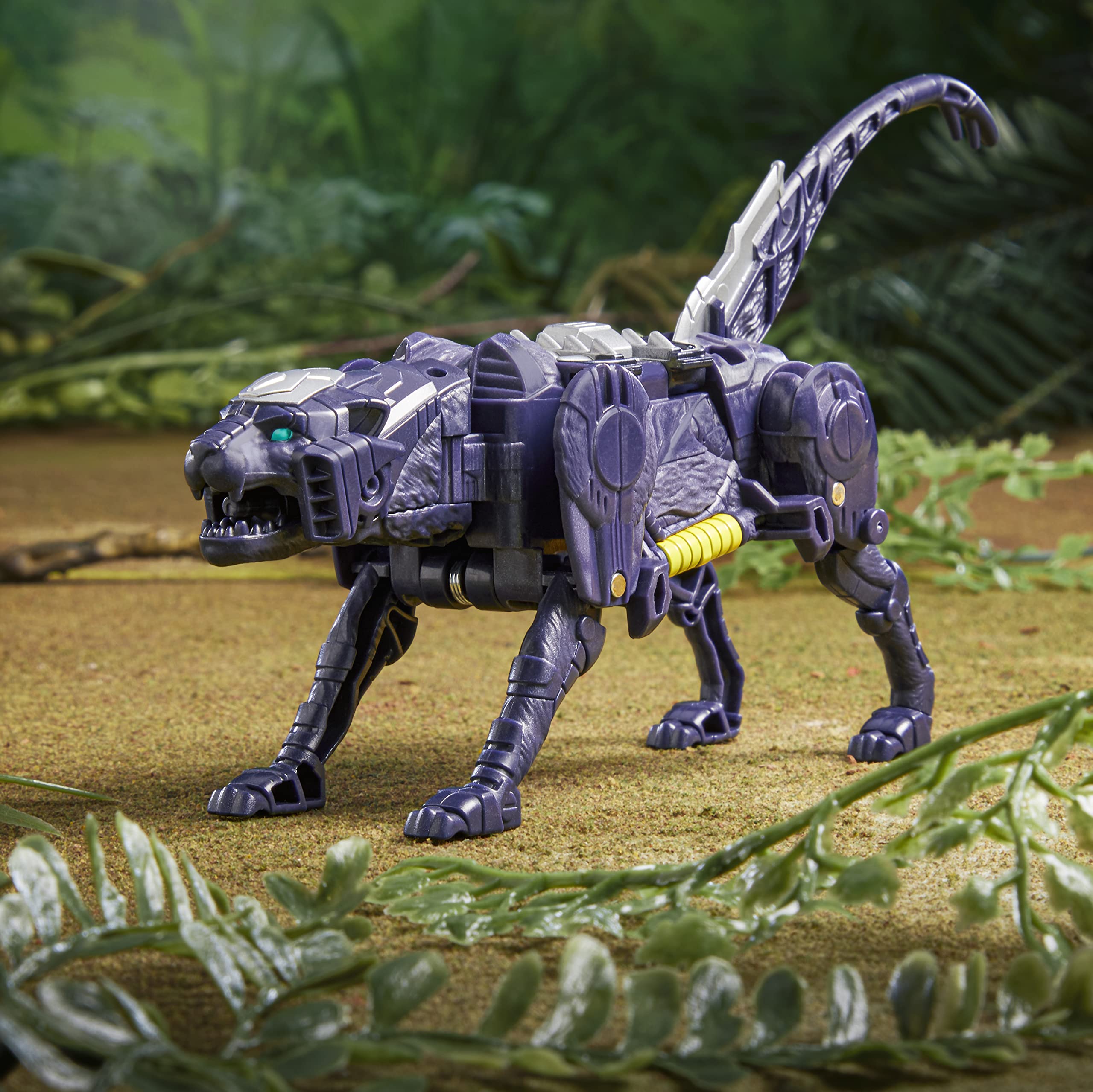 Foto 7 | Figura Transformers Rise Of The Beasts Bumblebee & Snarlsaber - Venta Internacional