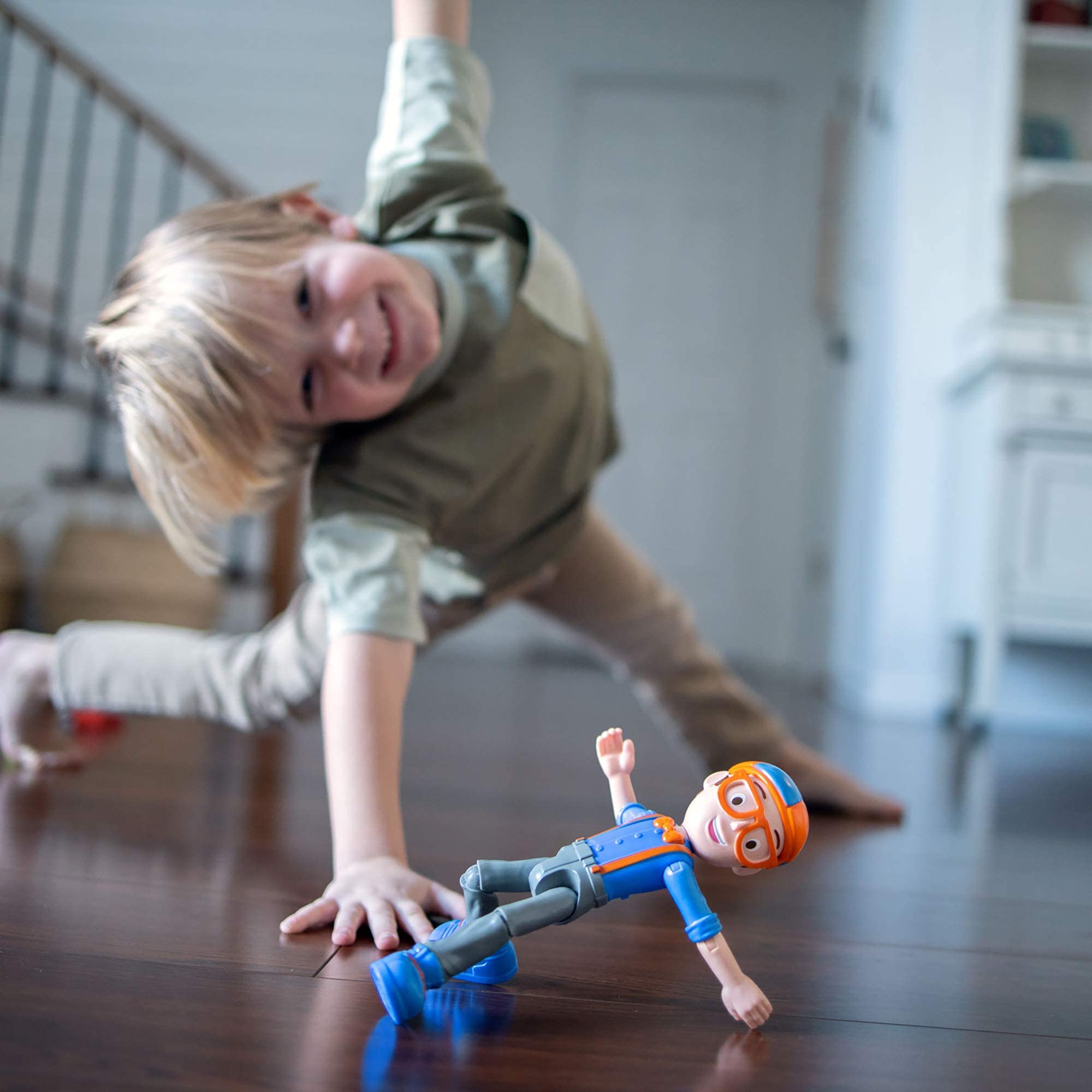 Foto 6 | Figura Blippi  Con 8 Sonidos 23 Cm - Venta Internacional