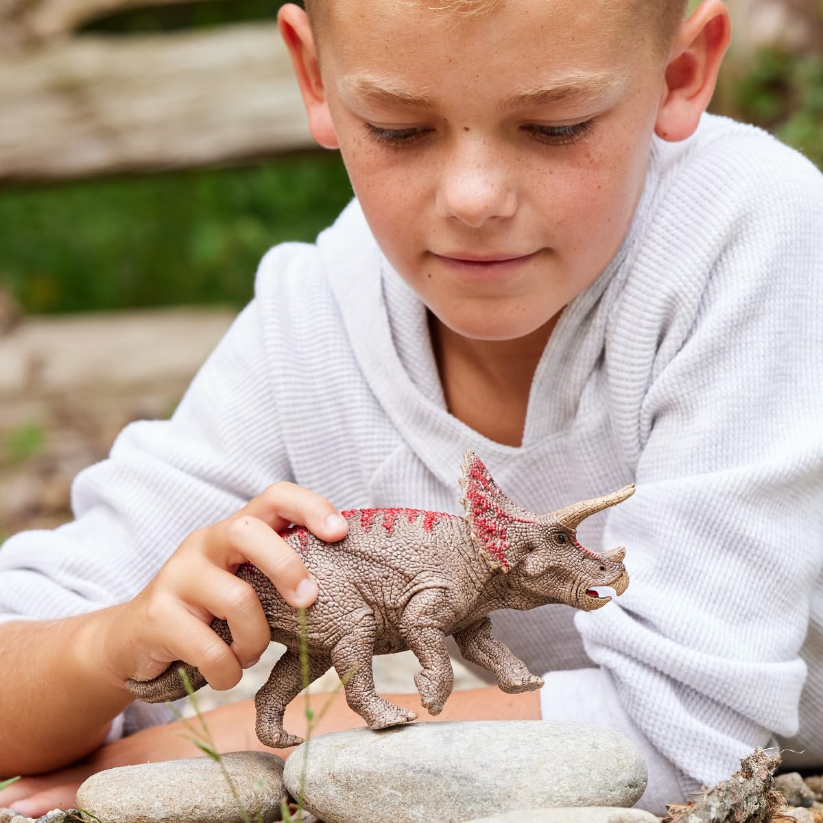 Foto 3 pulgar | Figura De Dinosaurio Schleich Triceratops Realistic Jurassic- Venta Internacional