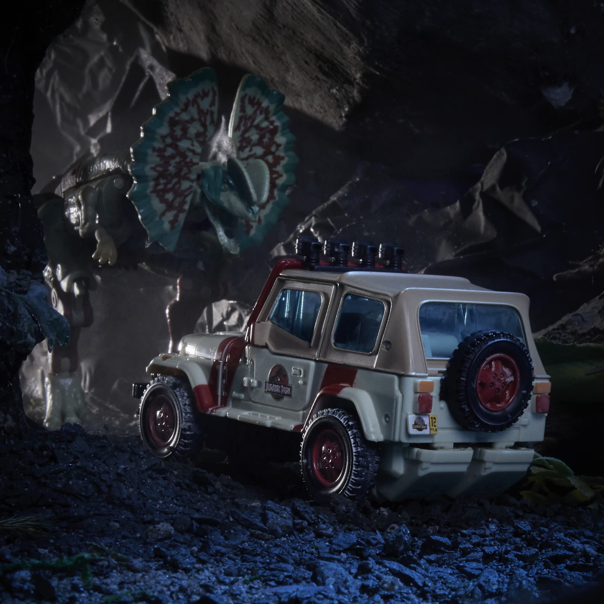 Foto 5 pulgar | Figuras de Acción Transformers Collaborative Jurassic Park - Venta Internacional