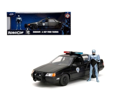 Foto 1 | Figura De Coche Y Robocop Fundidos A Presión Robocop Por El 35 Aniversario - Venta Internacional.