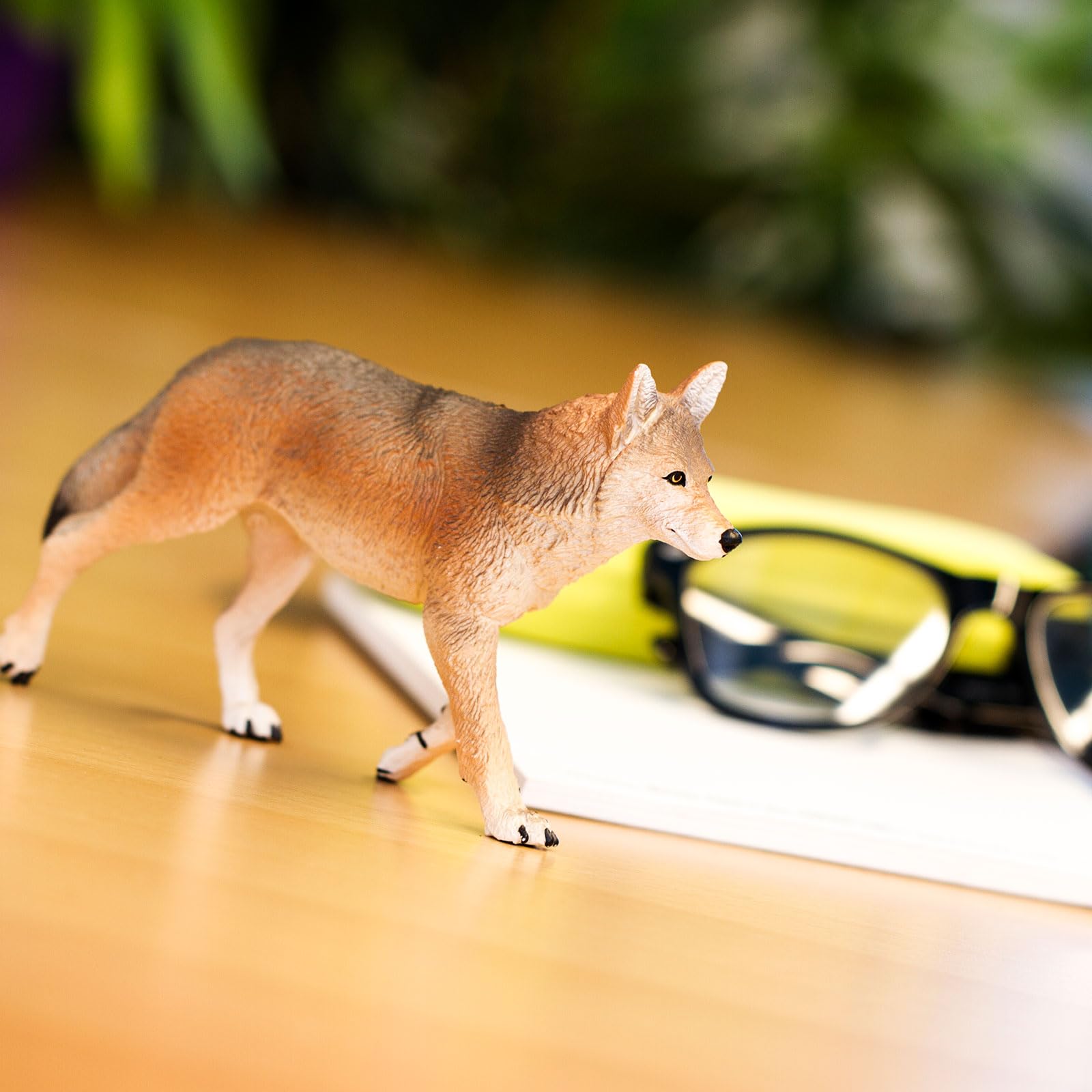 Foto 6 pulgar | Figura De Juguete Safari Ltd. Coyote De 6,5 Cm, Modelo De Plástico, Modelo De 1 Año O Más - Venta Internacional.