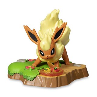 Foto 2 | Figura Pop Pokémon Una Tarde Con Eevee & Friends Flareon - Venta Internacional.