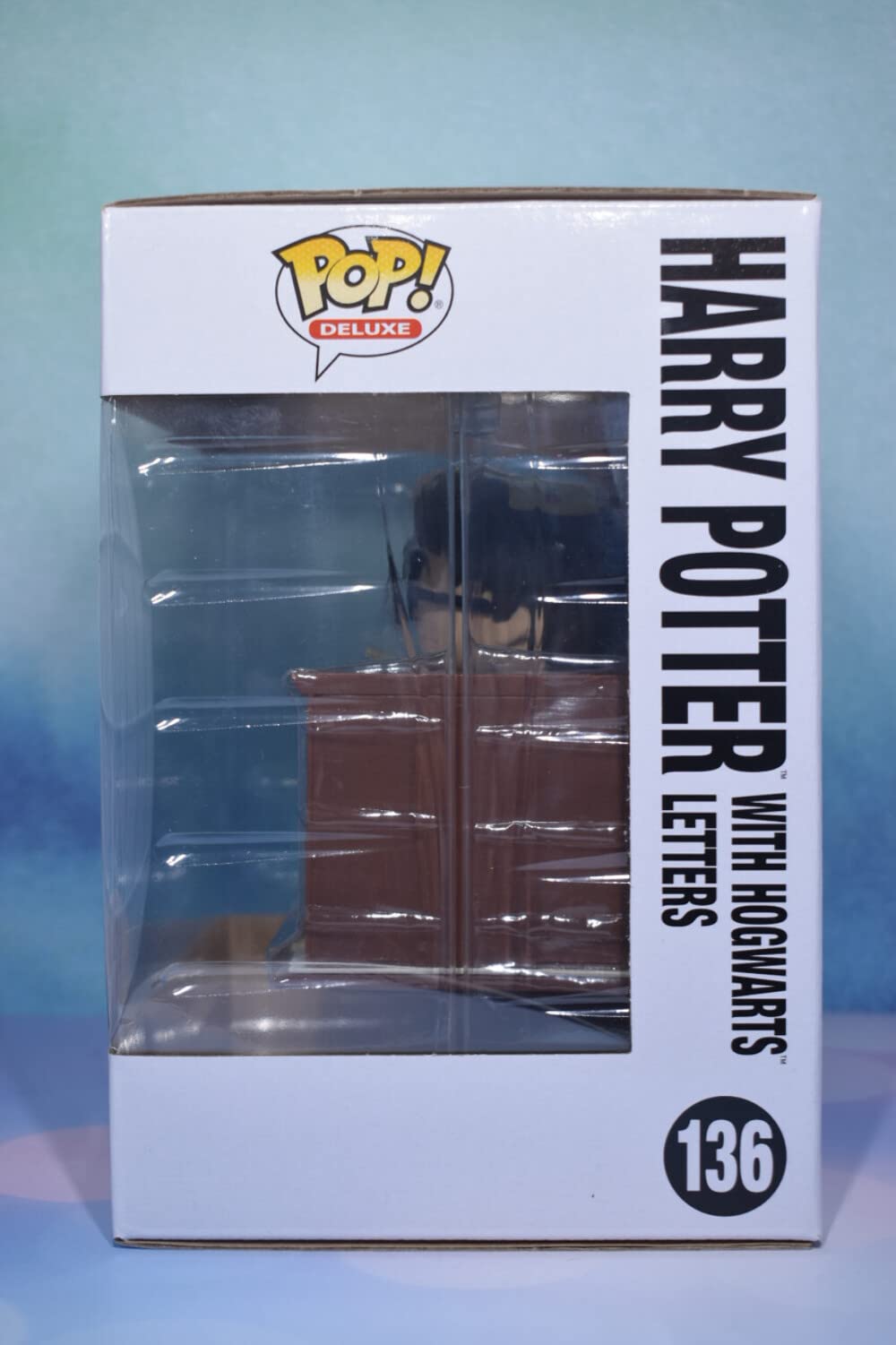 Foto 3 pulgar | Funko Harry Potter Pop Deluxe Vinilo Figura | Harry Potter Con Las Cartas De Hogwarts - Venta Internacional.