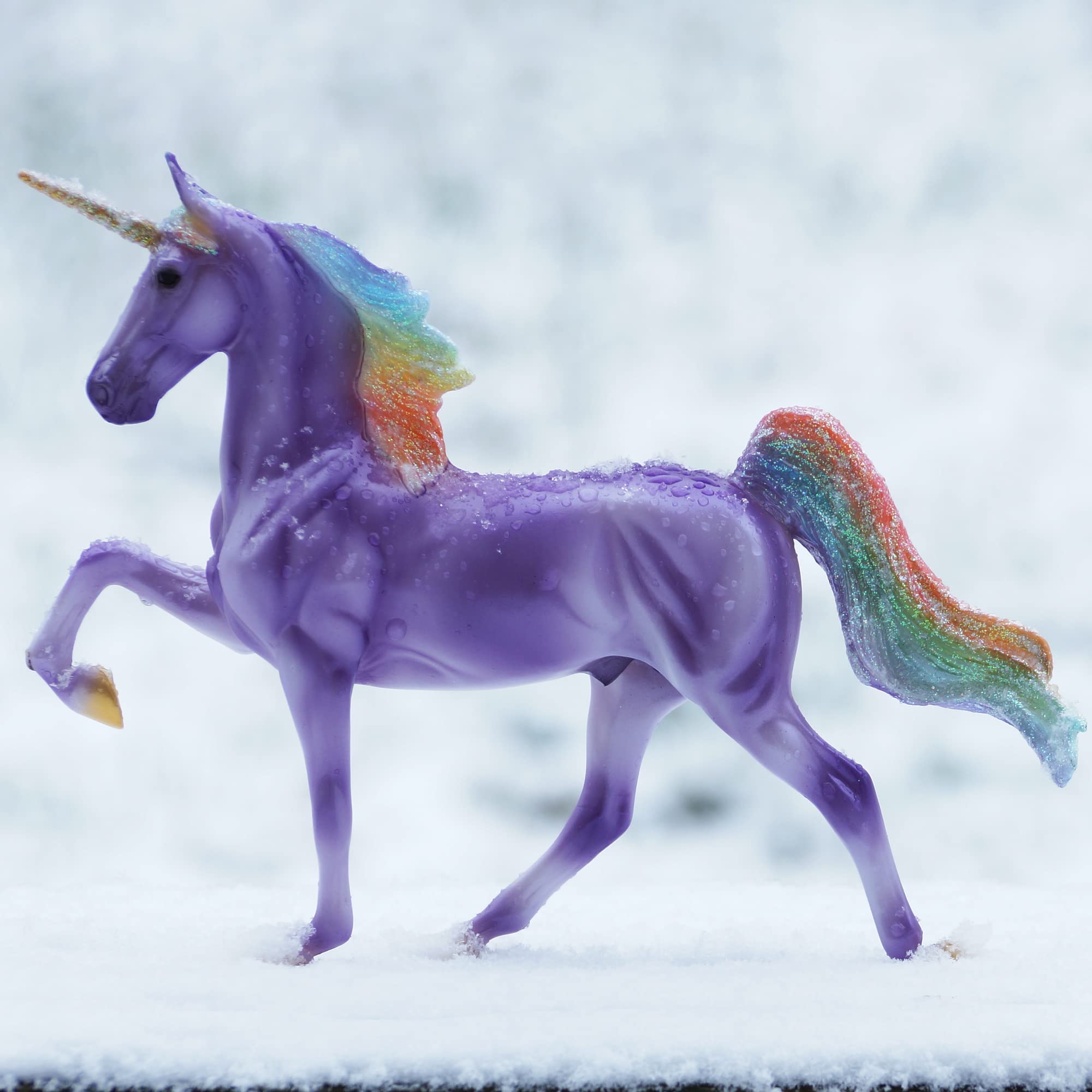 Foto 5 pulgar | Juguete De Unicornio Breyer Horses Freedom Series Rainbow Magic - Venta Internacional.