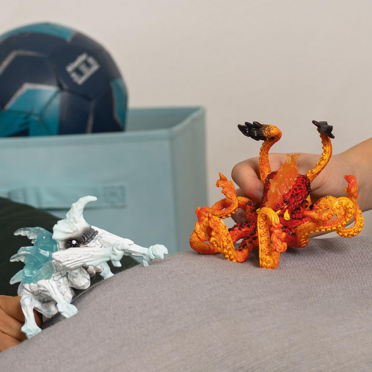 Foto 3 pulgar | Bug De Hielo De Toy Schleich Contra Criaturas De Eldrador Kraken De Fuego 7+ - Venta Internacional.