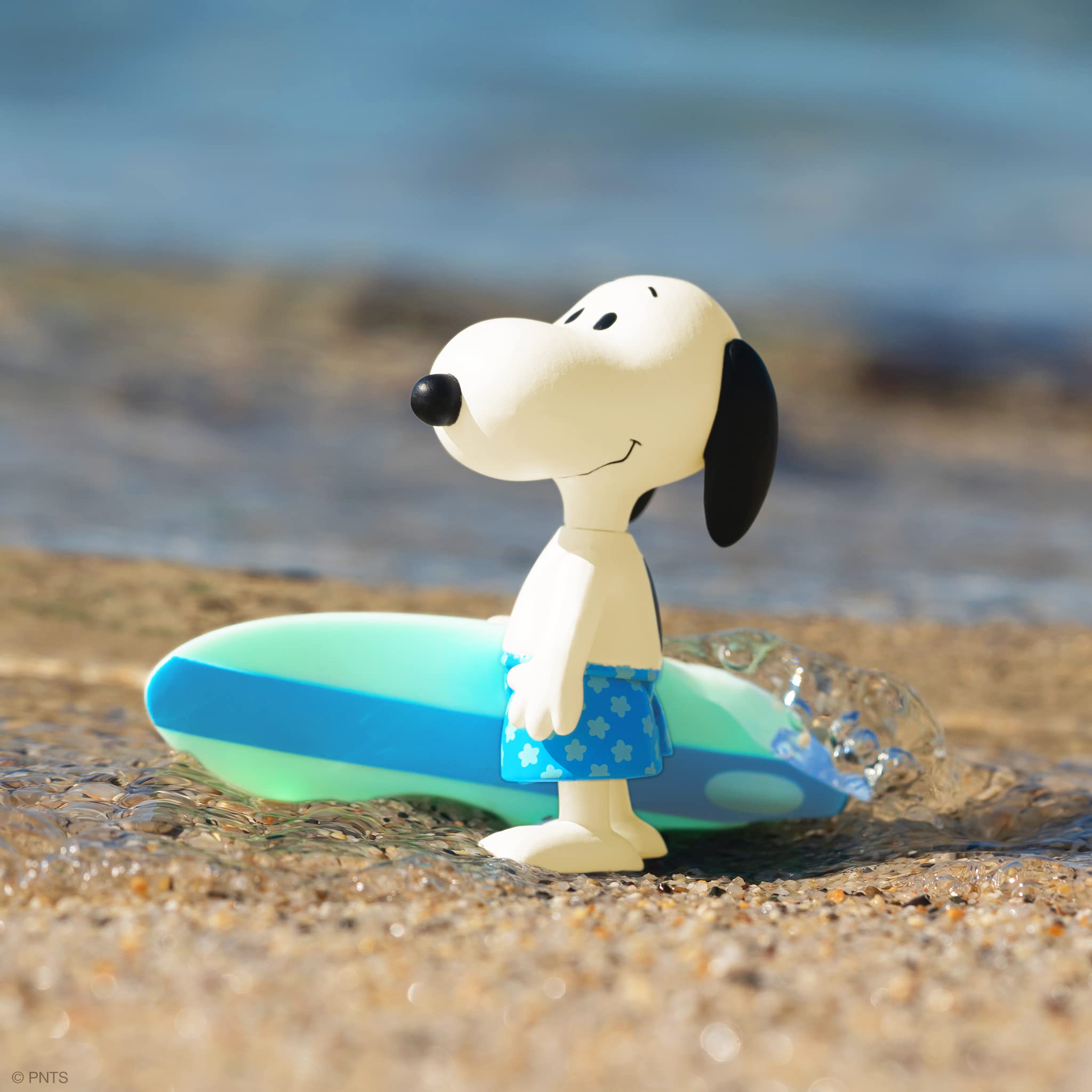 Foto 4 pulgar | Figura De Acción Super7 Peanuts Surfer Snoopy De 9,5 Cm Con Accesorio - Venta Internacional.