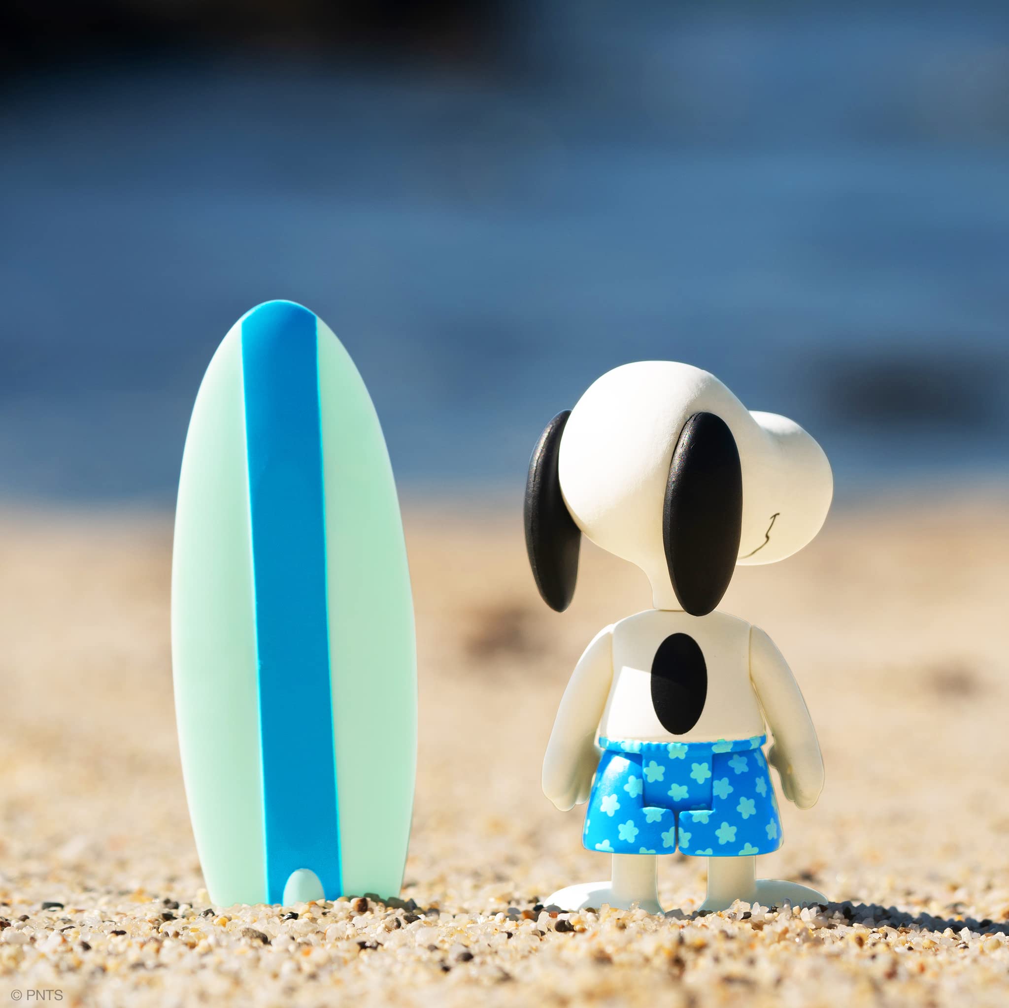 Foto 5 | Figura De Acción Super7 Peanuts Surfer Snoopy De 9,5 Cm Con Accesorio - Venta Internacional.