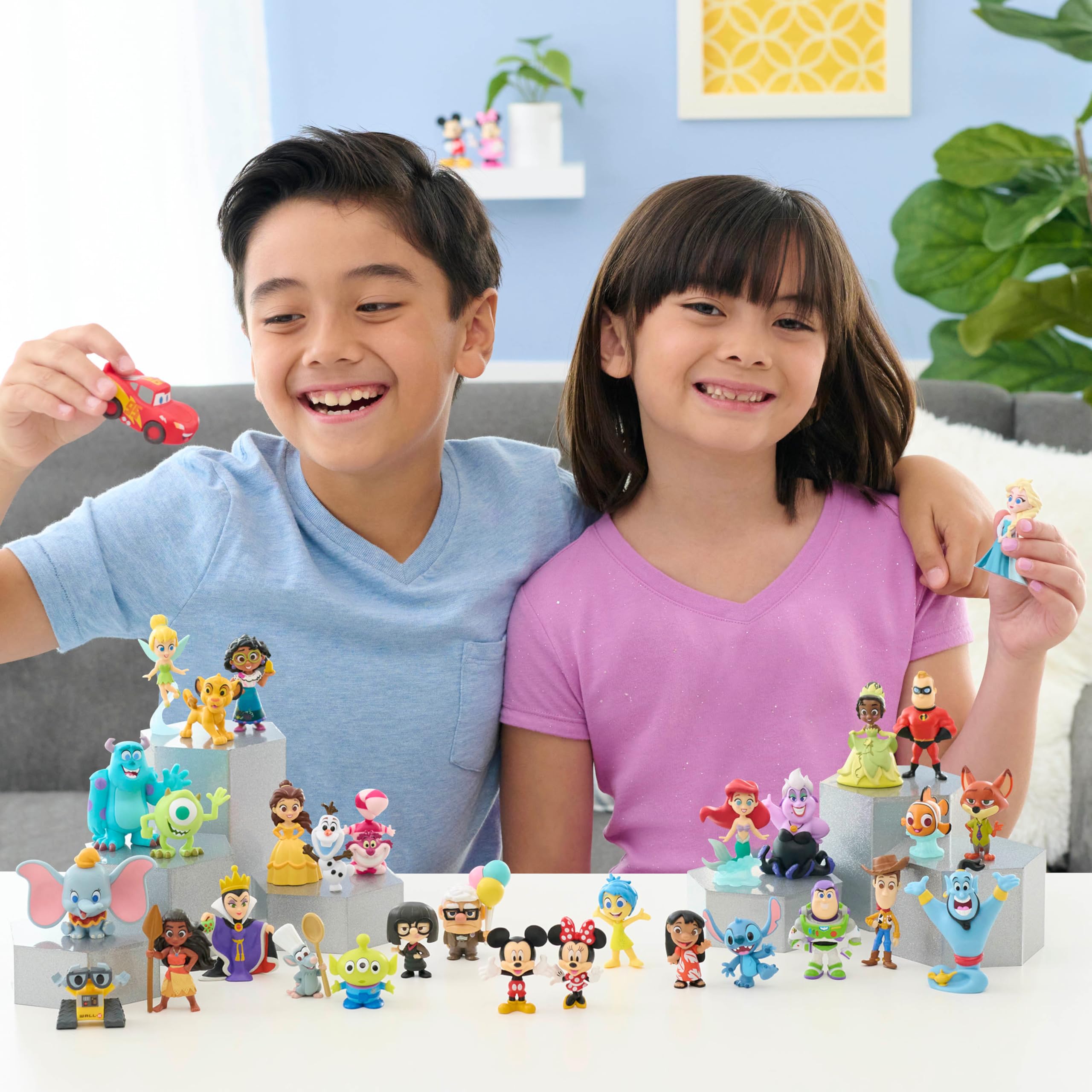 Foto 5 | 8 Figuras De Toy Just Play Disney 100 Years Of Dynamic Duos - Venta Internacional.