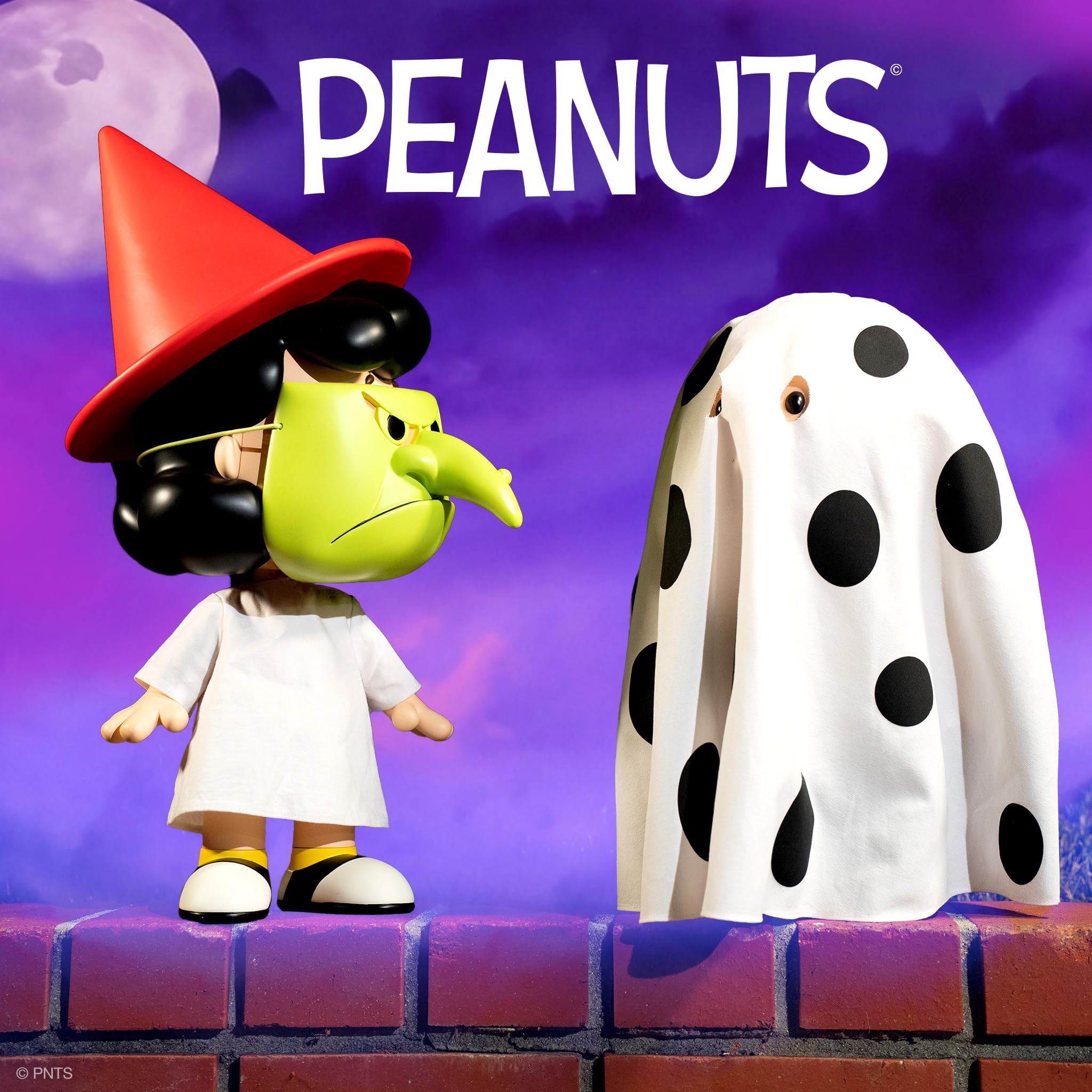 Foto 7 | Figura De Acción Super7 Supersize Peanuts Lucy In Witch, 21 Cm - Venta Internacional.